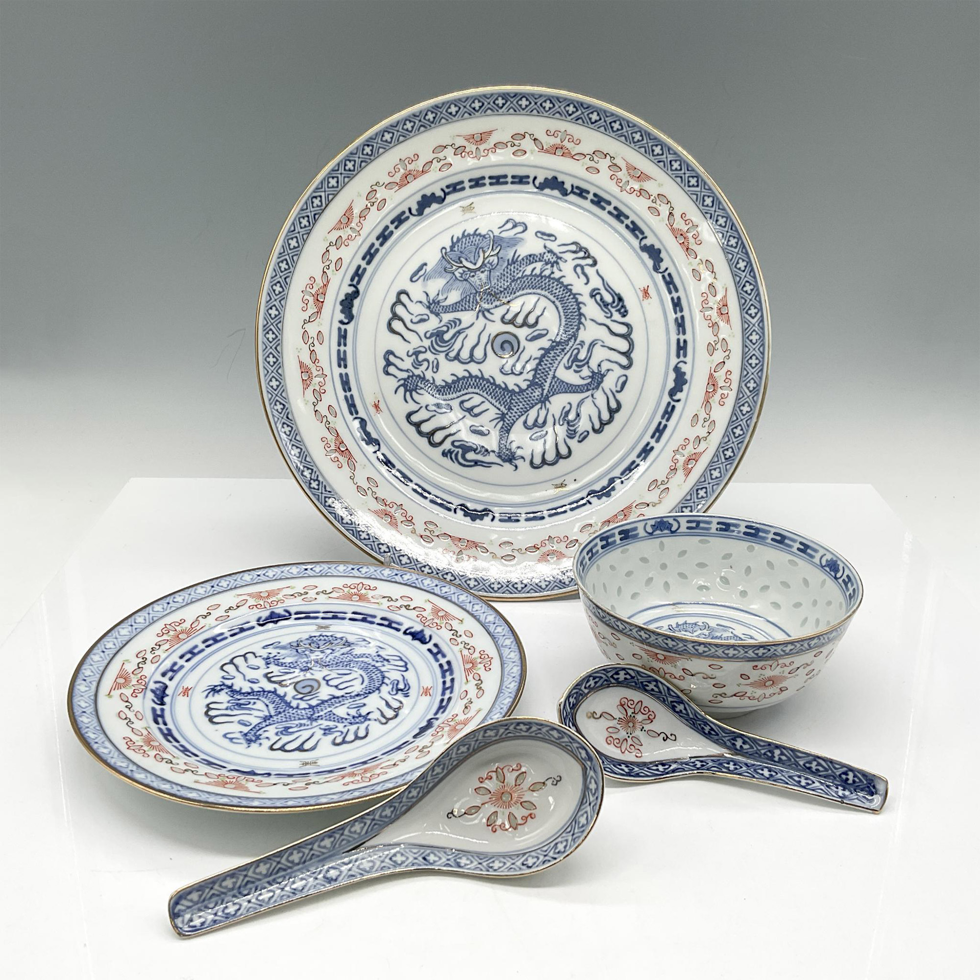 5pc Chinese Porcelain Blue Dragon Server Ware - Image 2 of 3