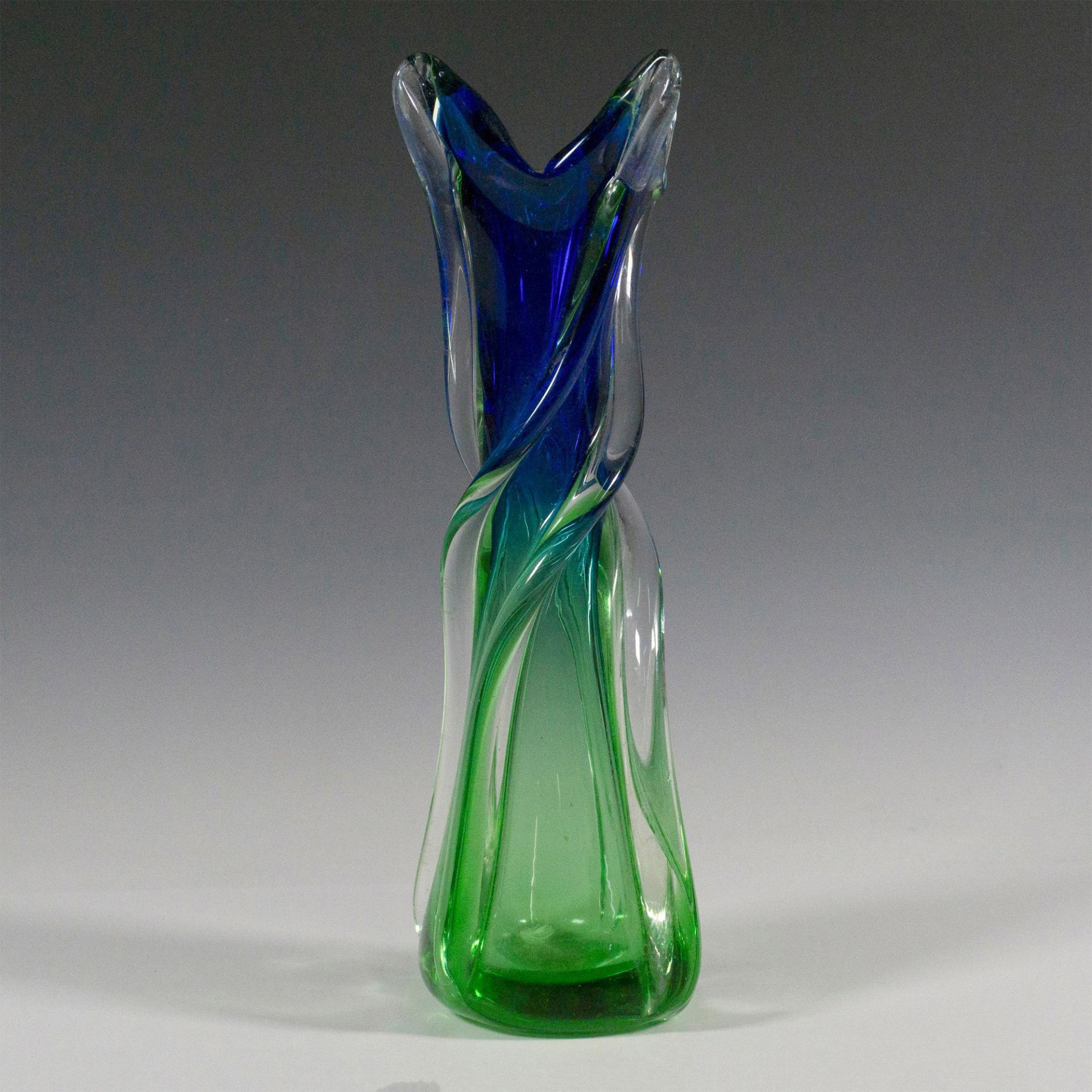 Murano Art Glass Twisted Vase - Image 2 of 4