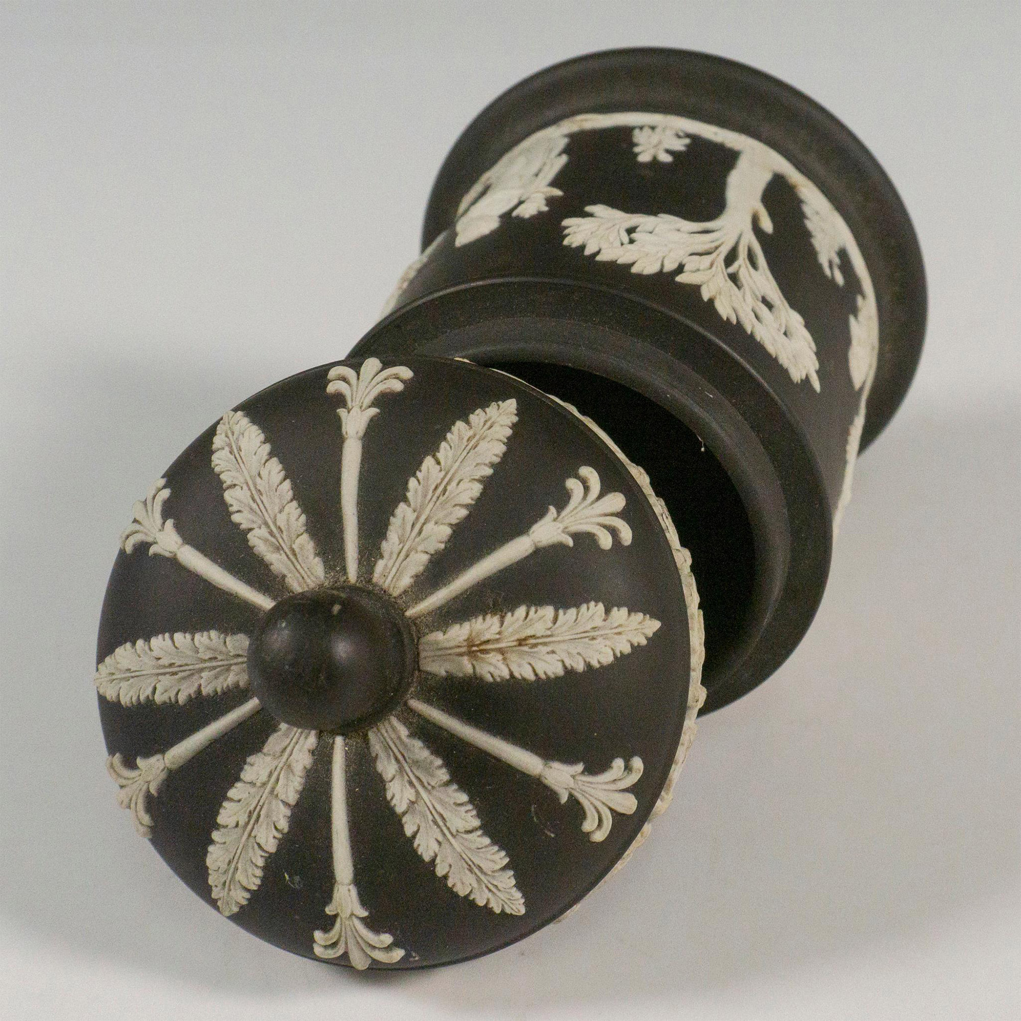 Wedgwood Black Jasperware Lidded Tobacco Jar - Image 5 of 8