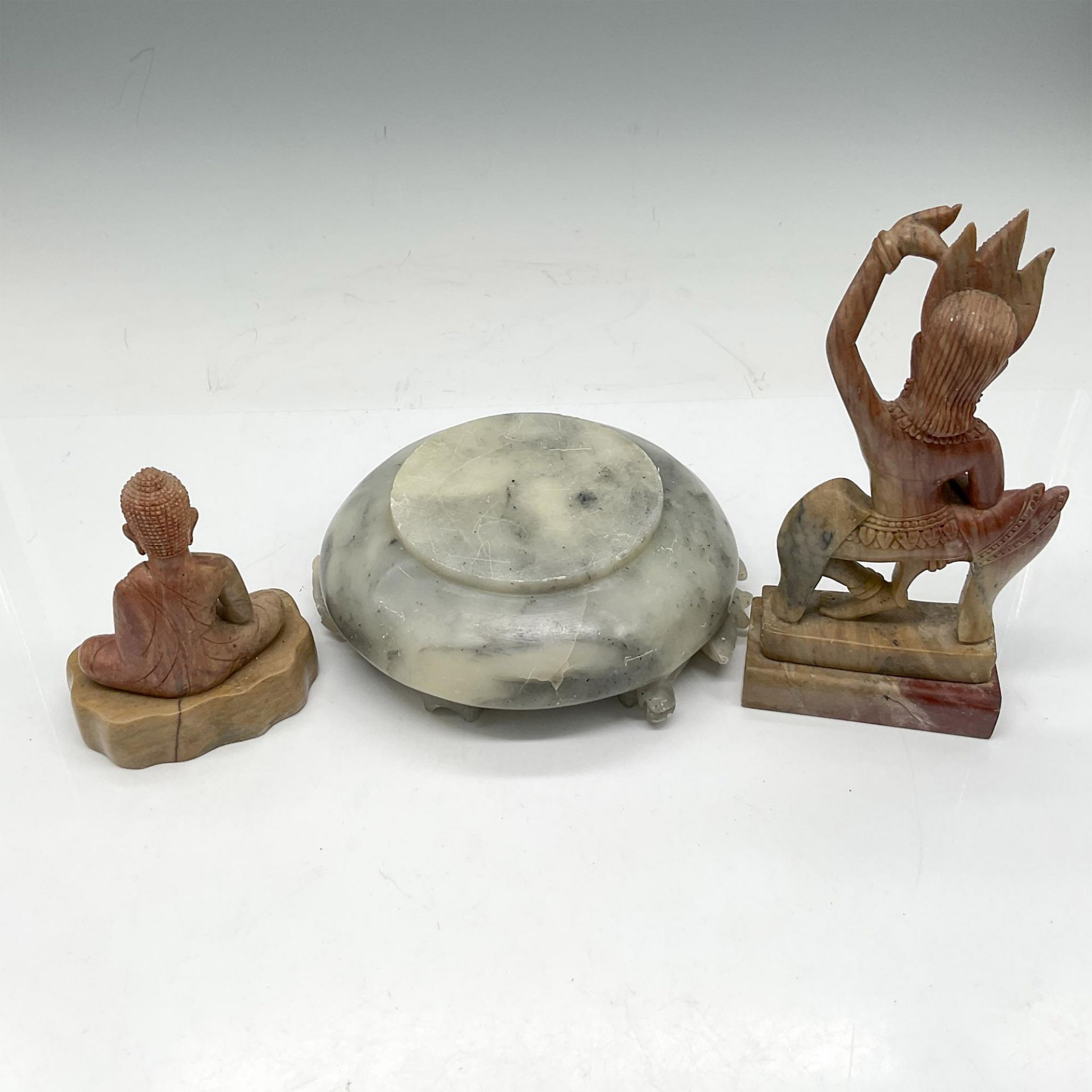 3pc Indonesian Carved Soapstone Ashtray + Figurines - Image 3 of 4
