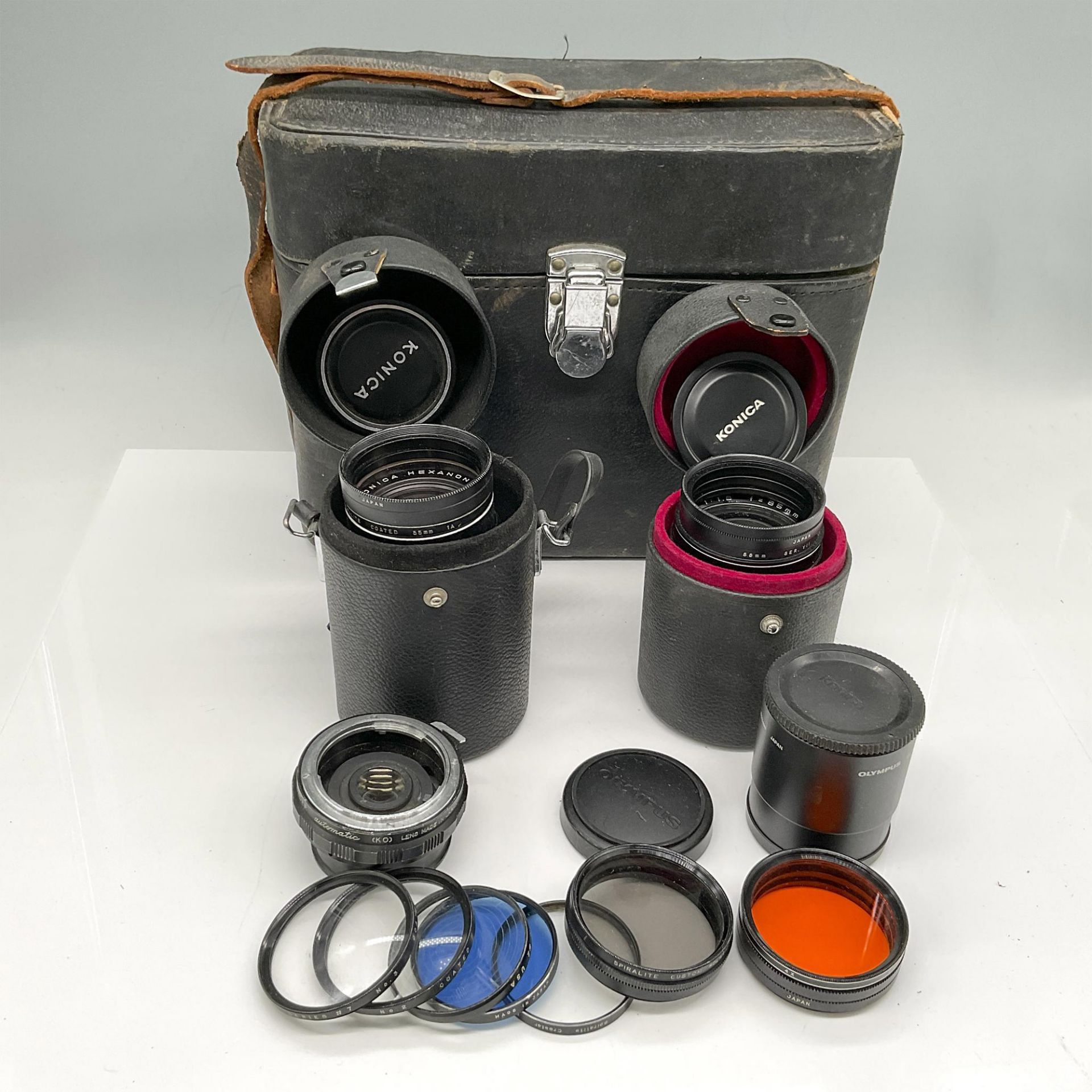 2pc Collectibles World War II Book + Camera Equipment - Bild 2 aus 5