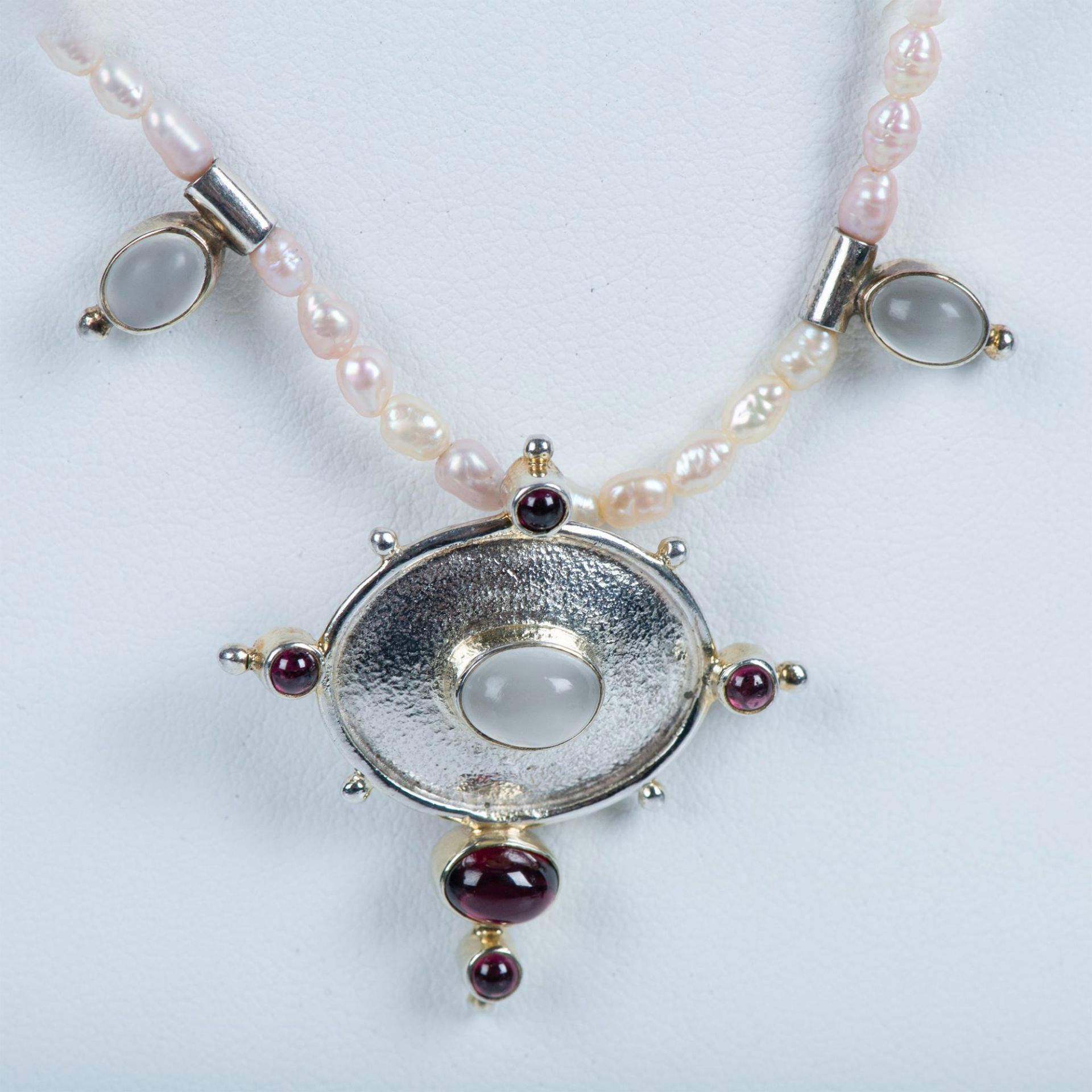 Fabulous Sterling Silver Baroque Pink Pearl, Garnet and Moonstone Necklace - Bild 2 aus 4