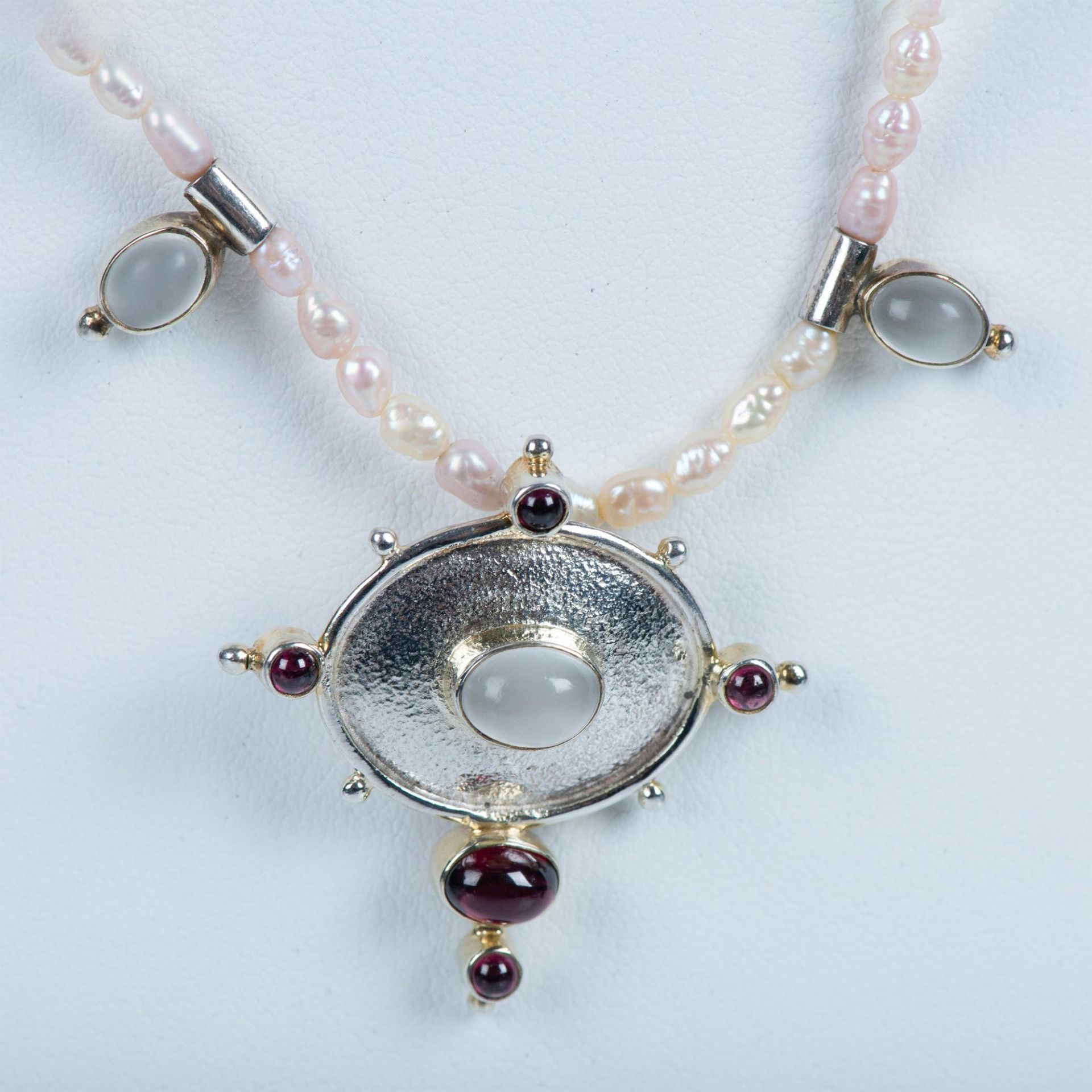 Fabulous Sterling Silver Baroque Pink Pearl, Garnet and Moonstone Necklace - Image 2 of 4