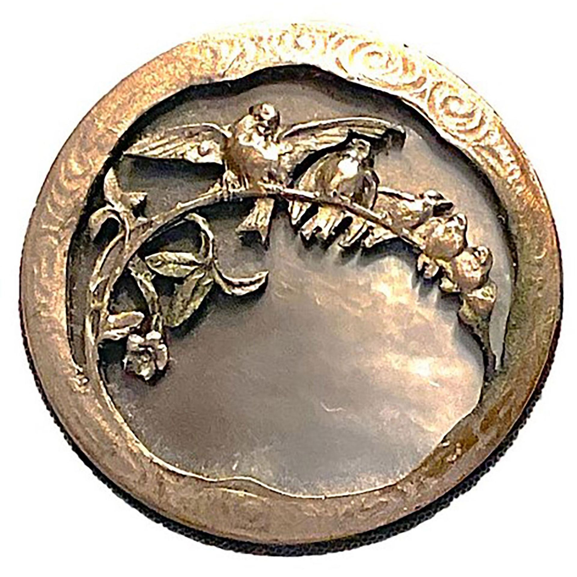 A division one pearl in metal pictorial button