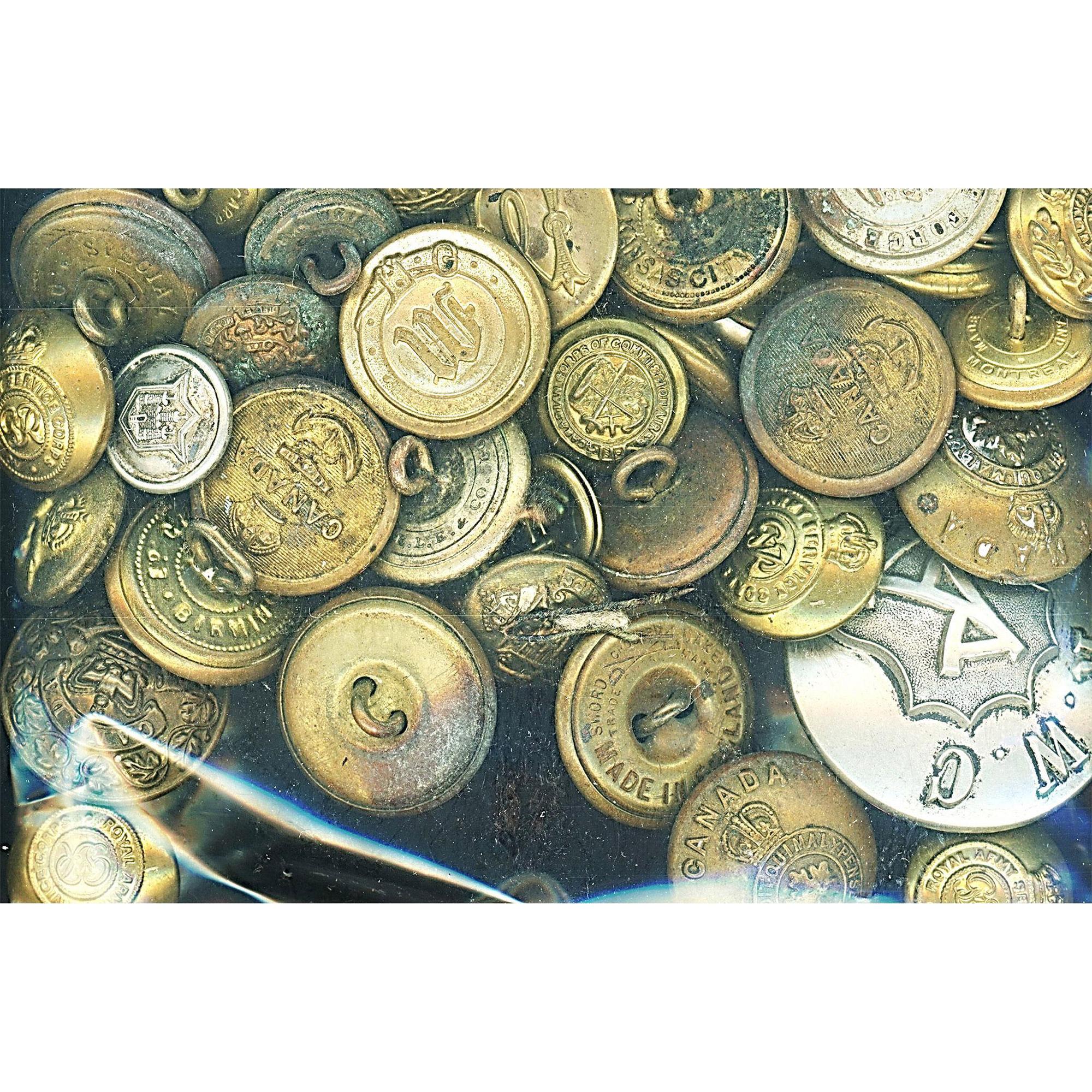 A bag lot of division one uniform buttons - Image 3 of 3