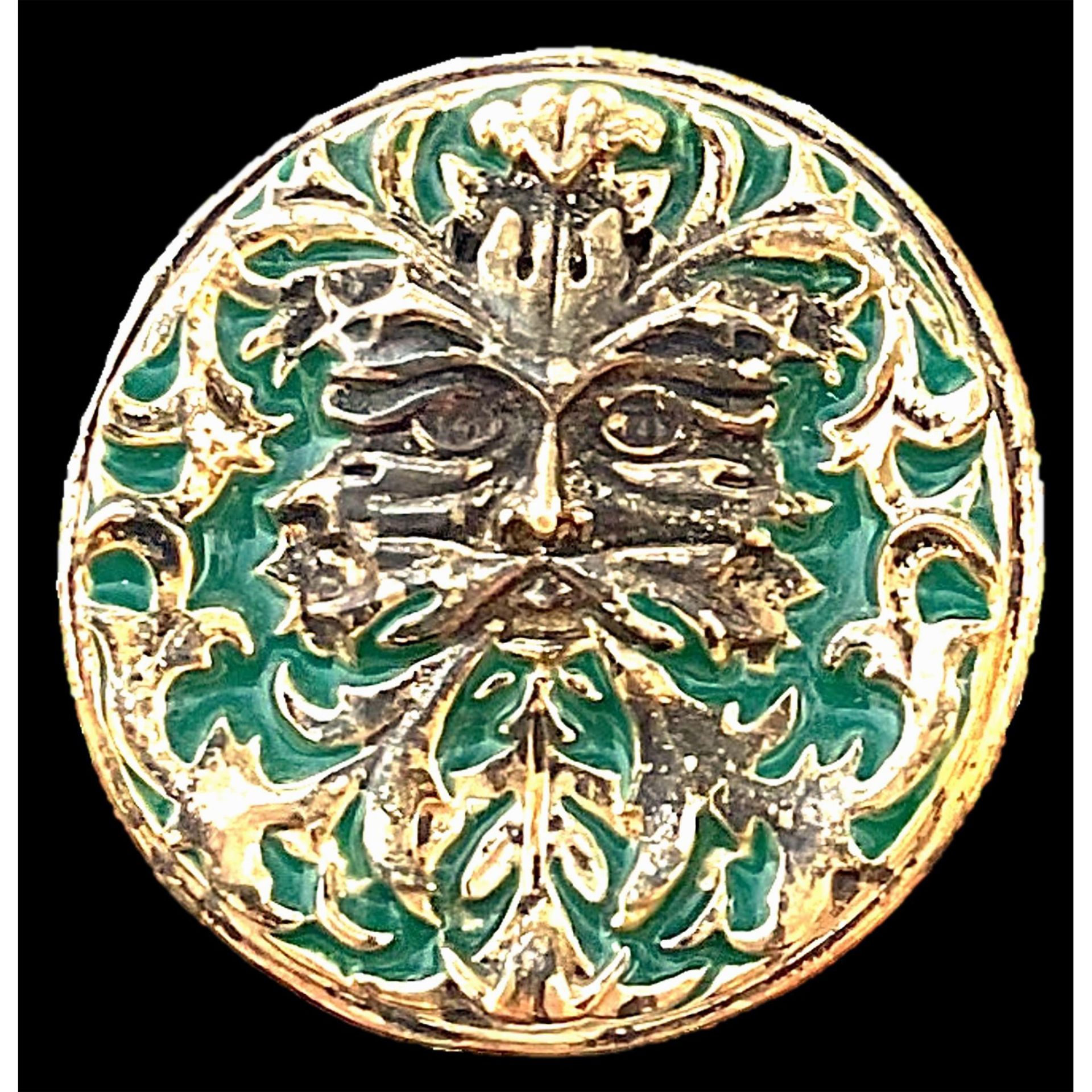 A division three "Green Man" button - Bild 2 aus 4