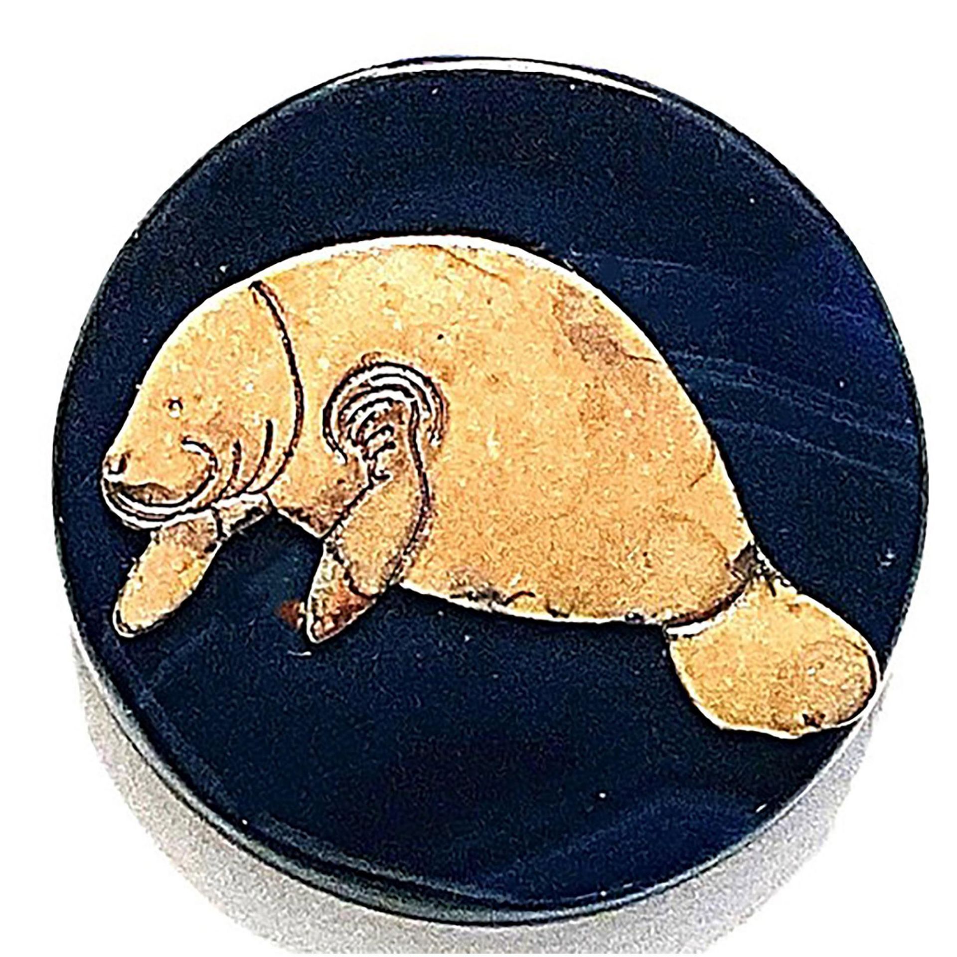 A division three gemstone animal button