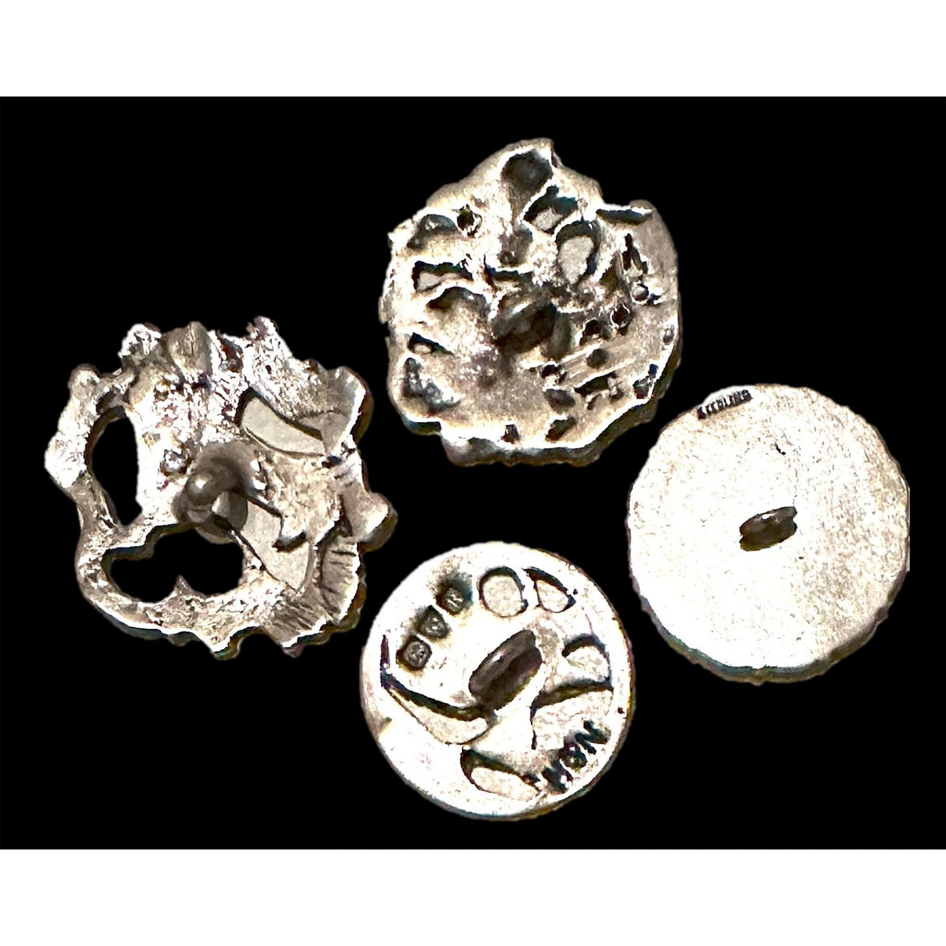 A small card of division one silver buttons - Image 6 of 6