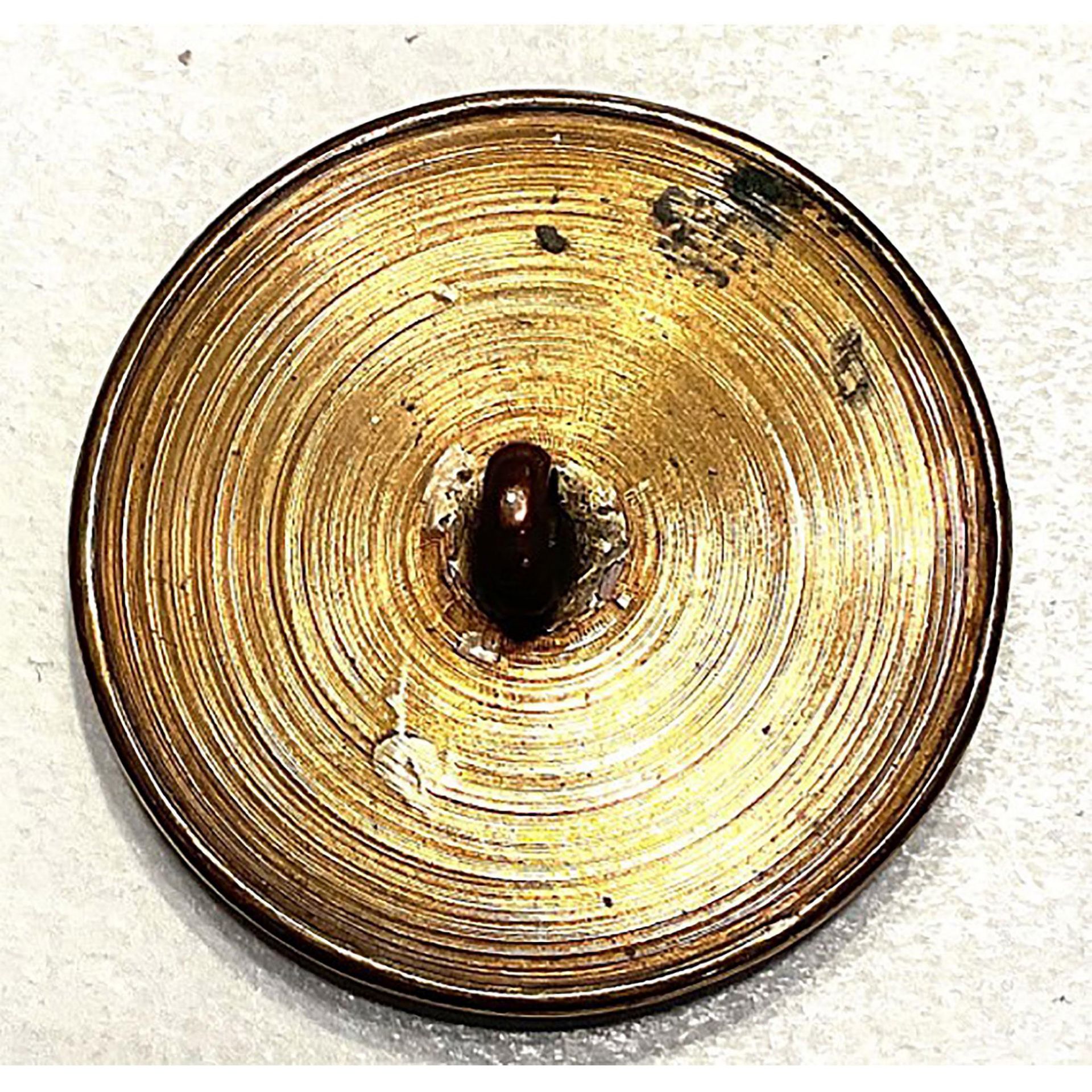 A division one mottled gemstone in metal button - Bild 2 aus 2