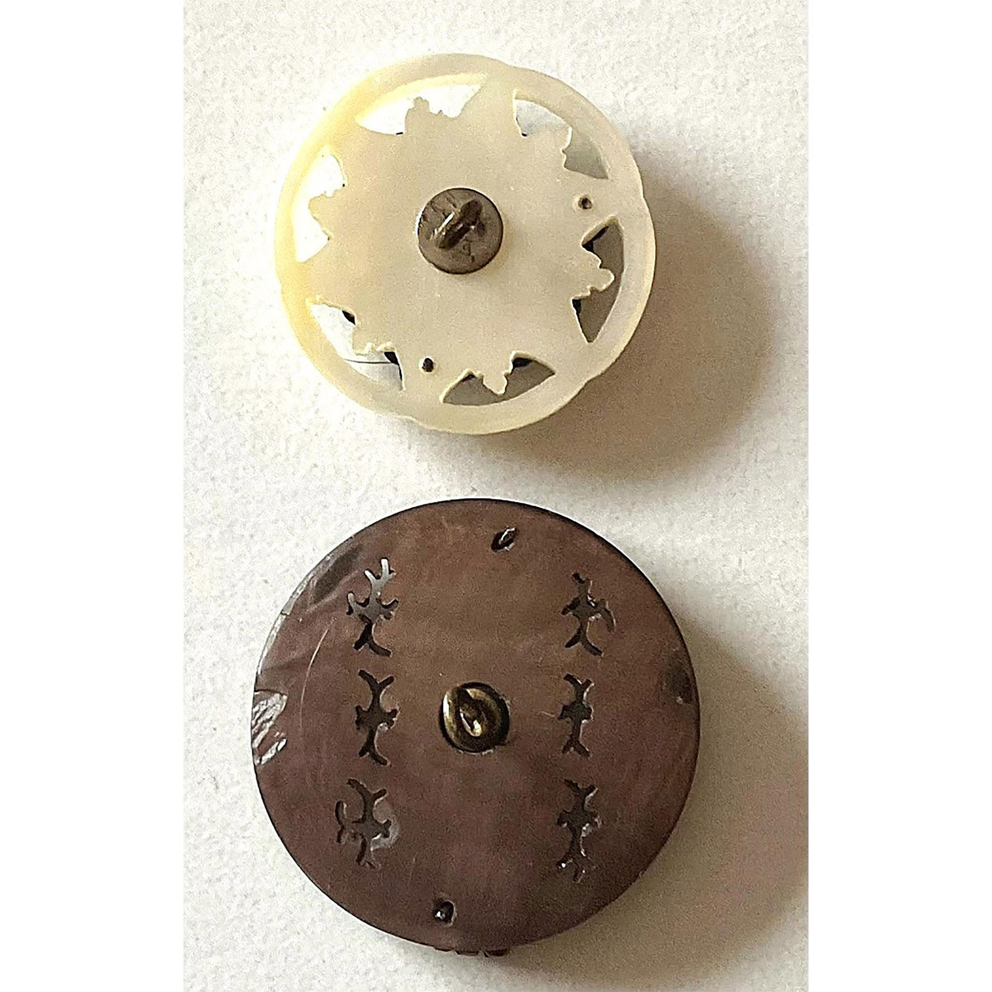 A small card of division one pearl buttons - Image 4 of 4