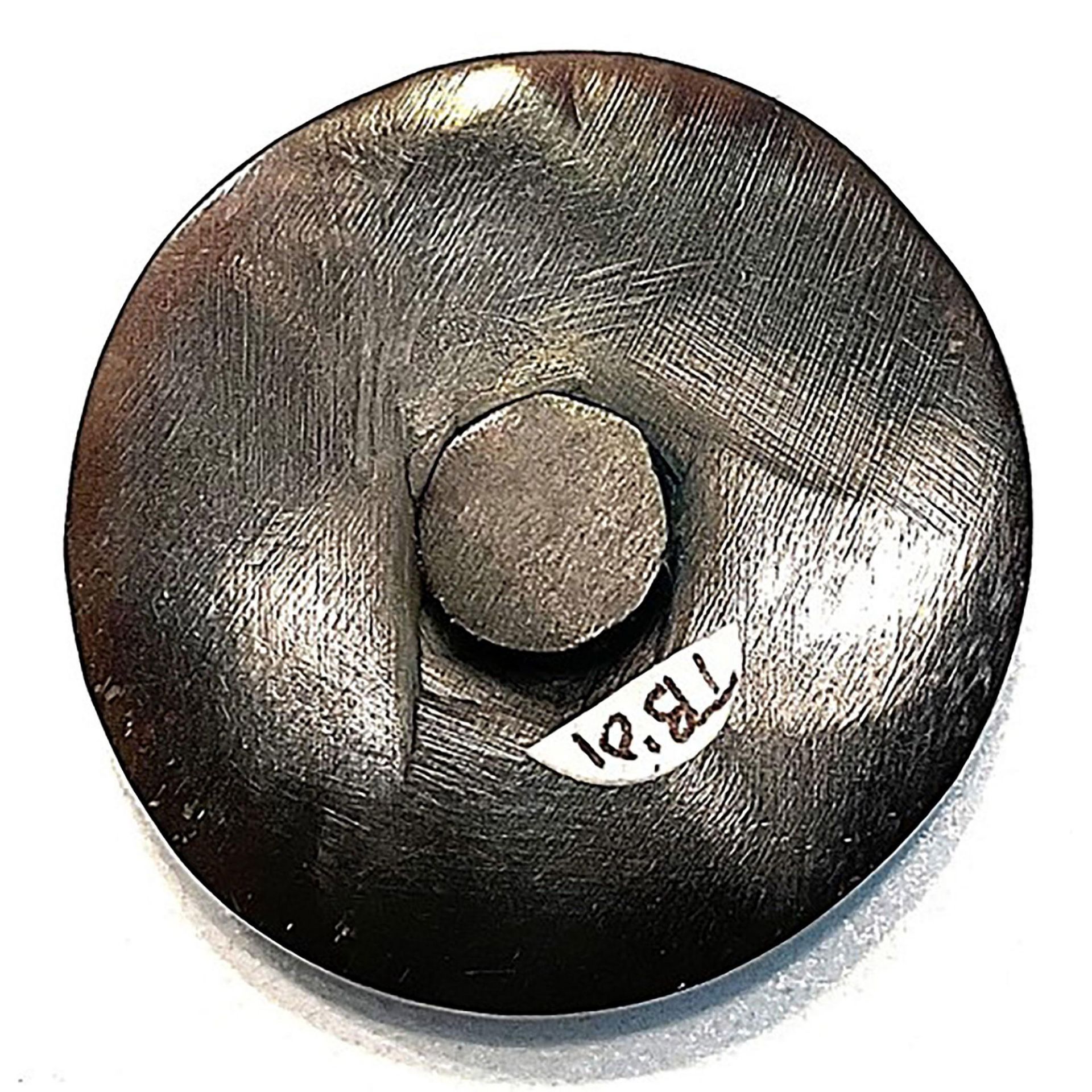 A division one pique inlay shell button - Image 2 of 2