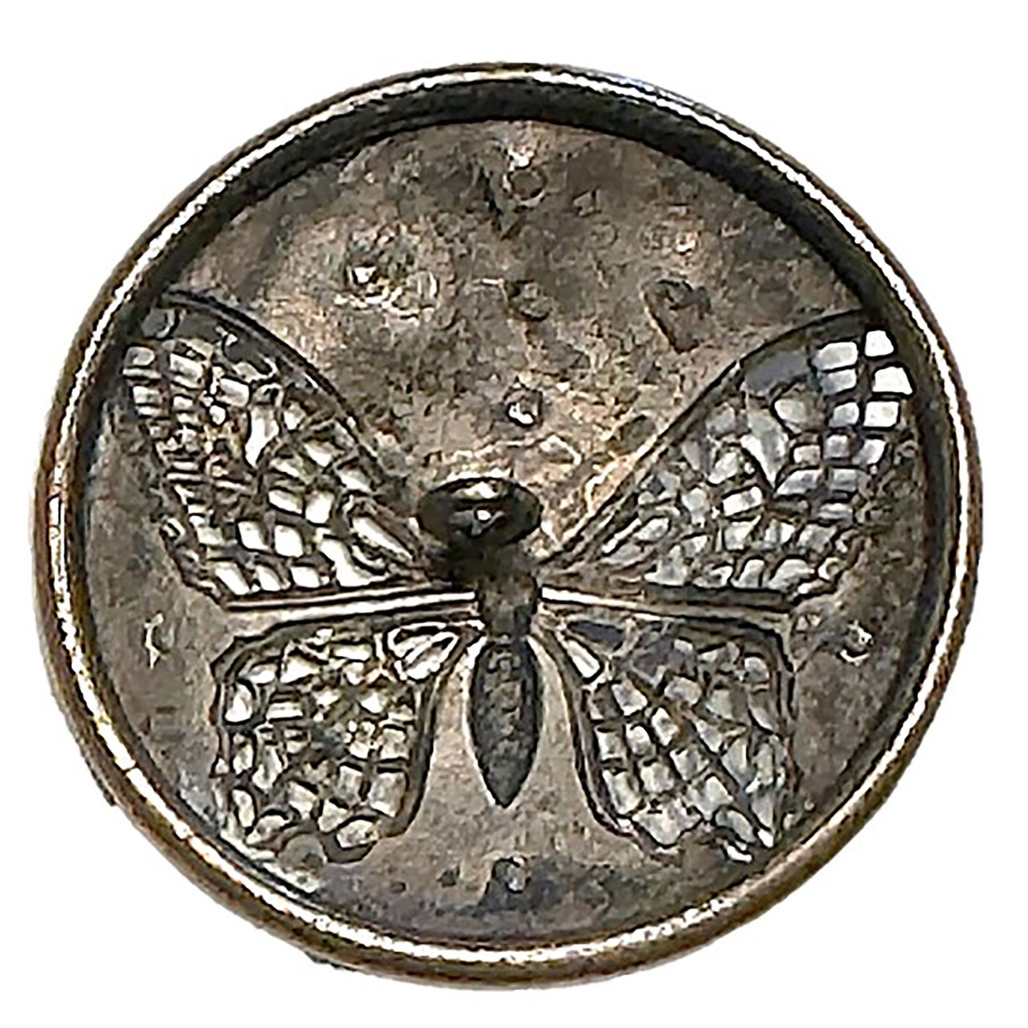 A division one pierced pictorial insect button - Image 3 of 3
