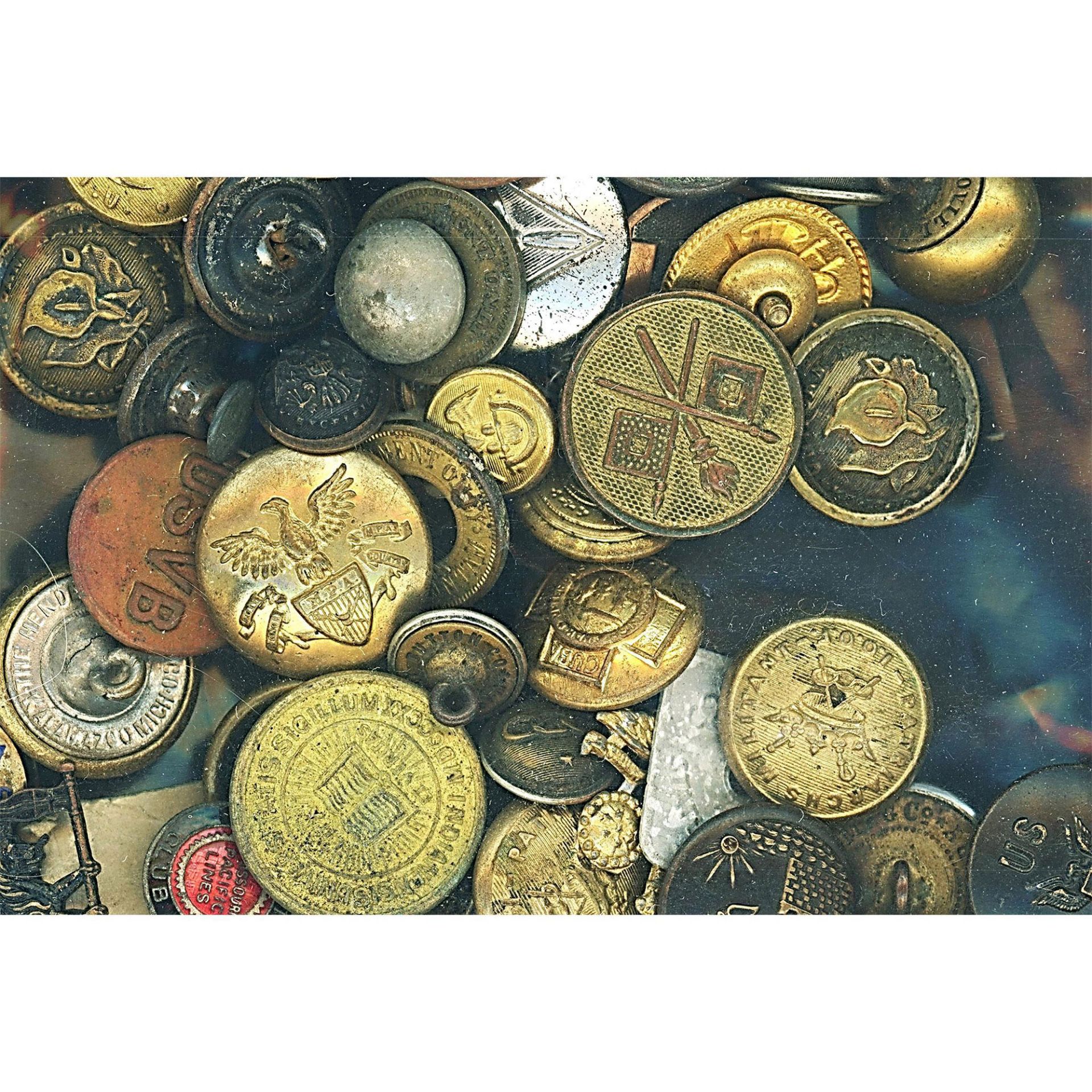 A bag lot of division one uniform buttons - Image 4 of 4
