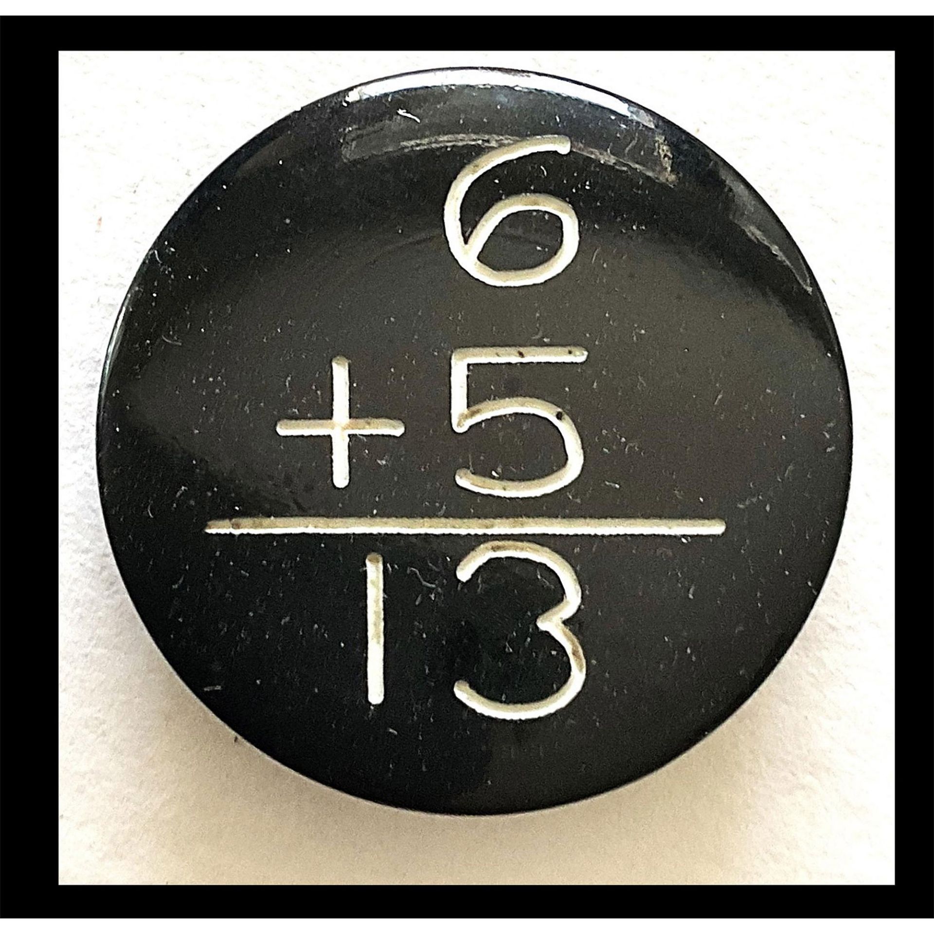 A set of division three Bakelite buttons - Image 7 of 8