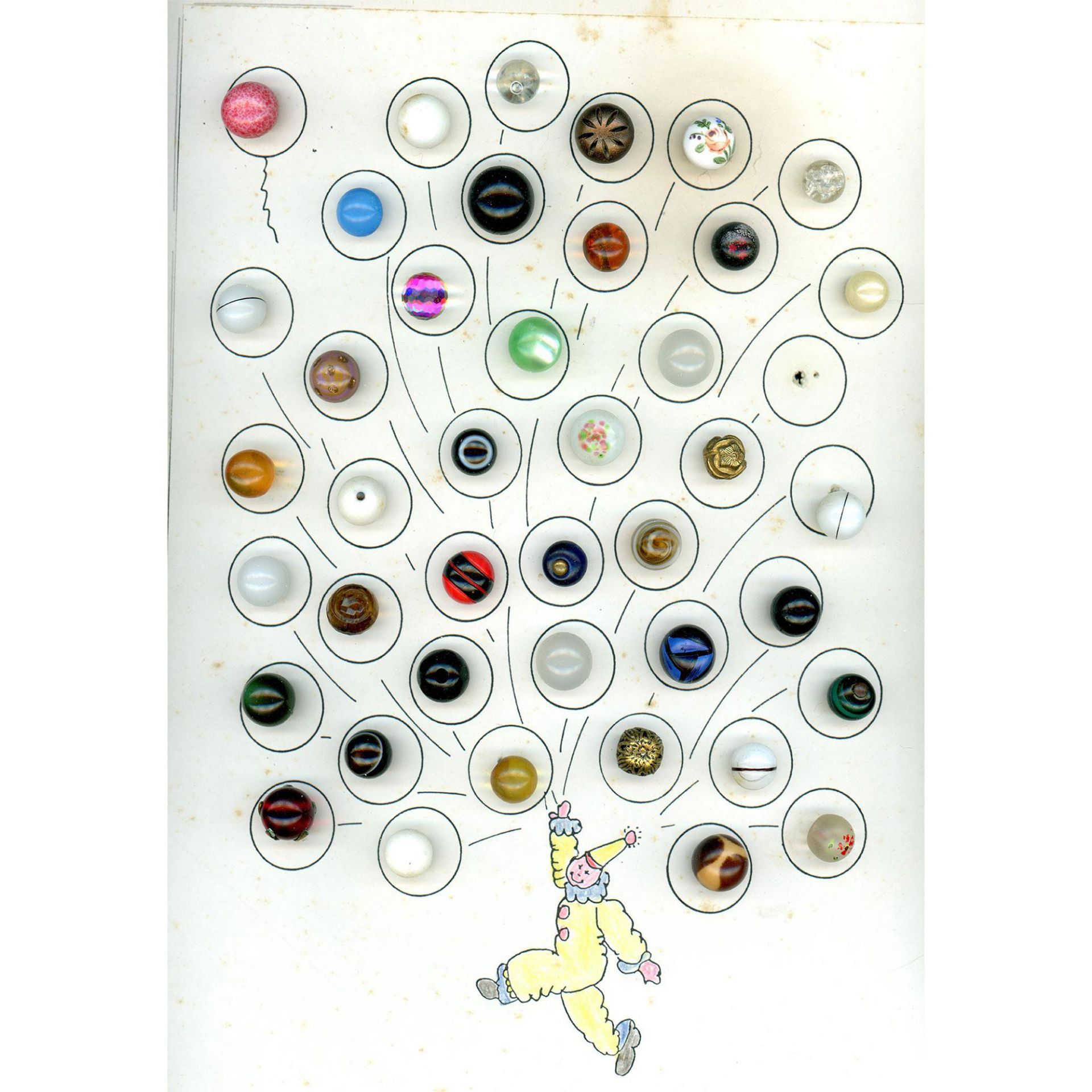 A box lot of assorted buttons on cards - Image 2 of 9