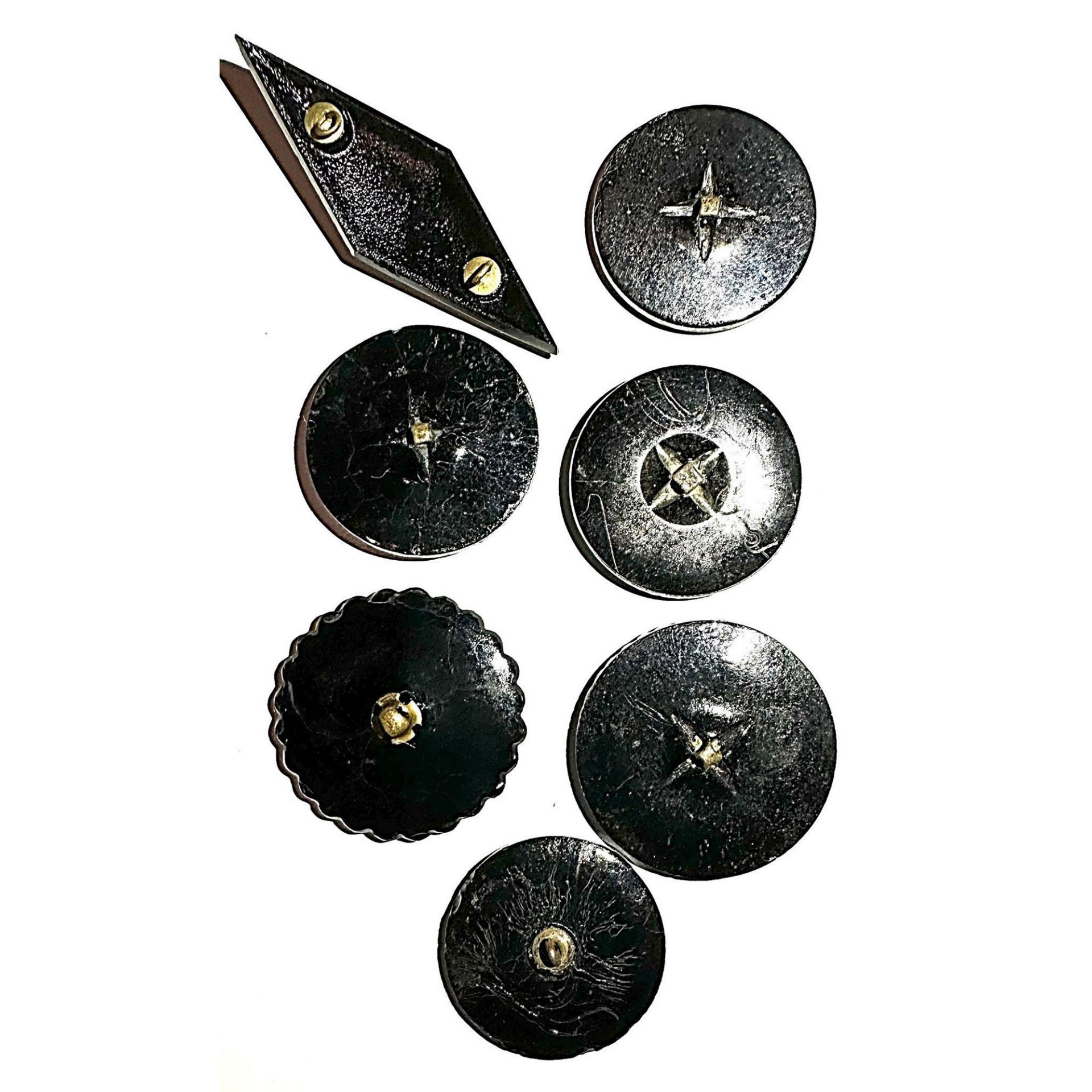 A small card of division one black glass buttons - Bild 9 aus 9