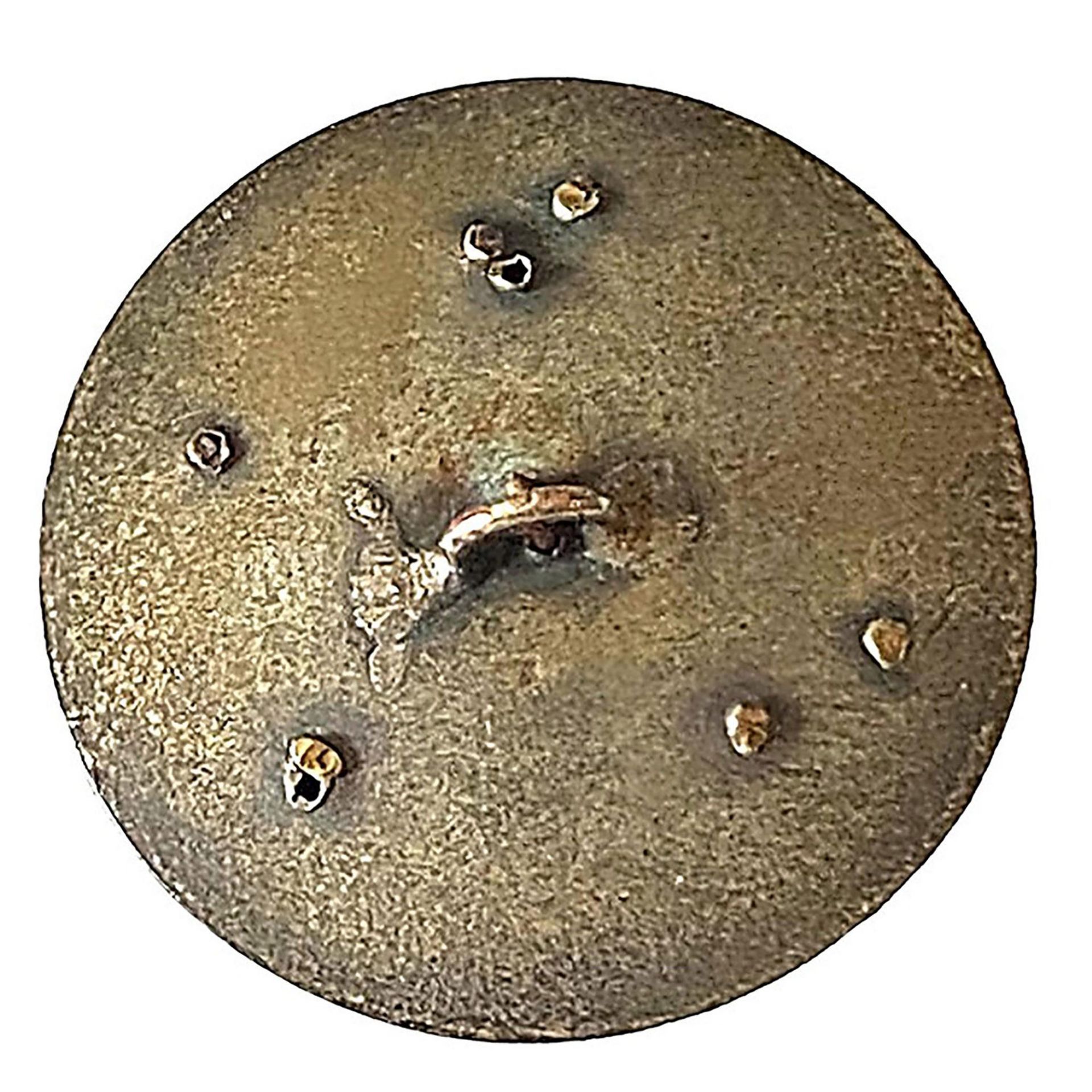 A scarce div. 1 concave brass & steel pictorial button - Bild 2 aus 2