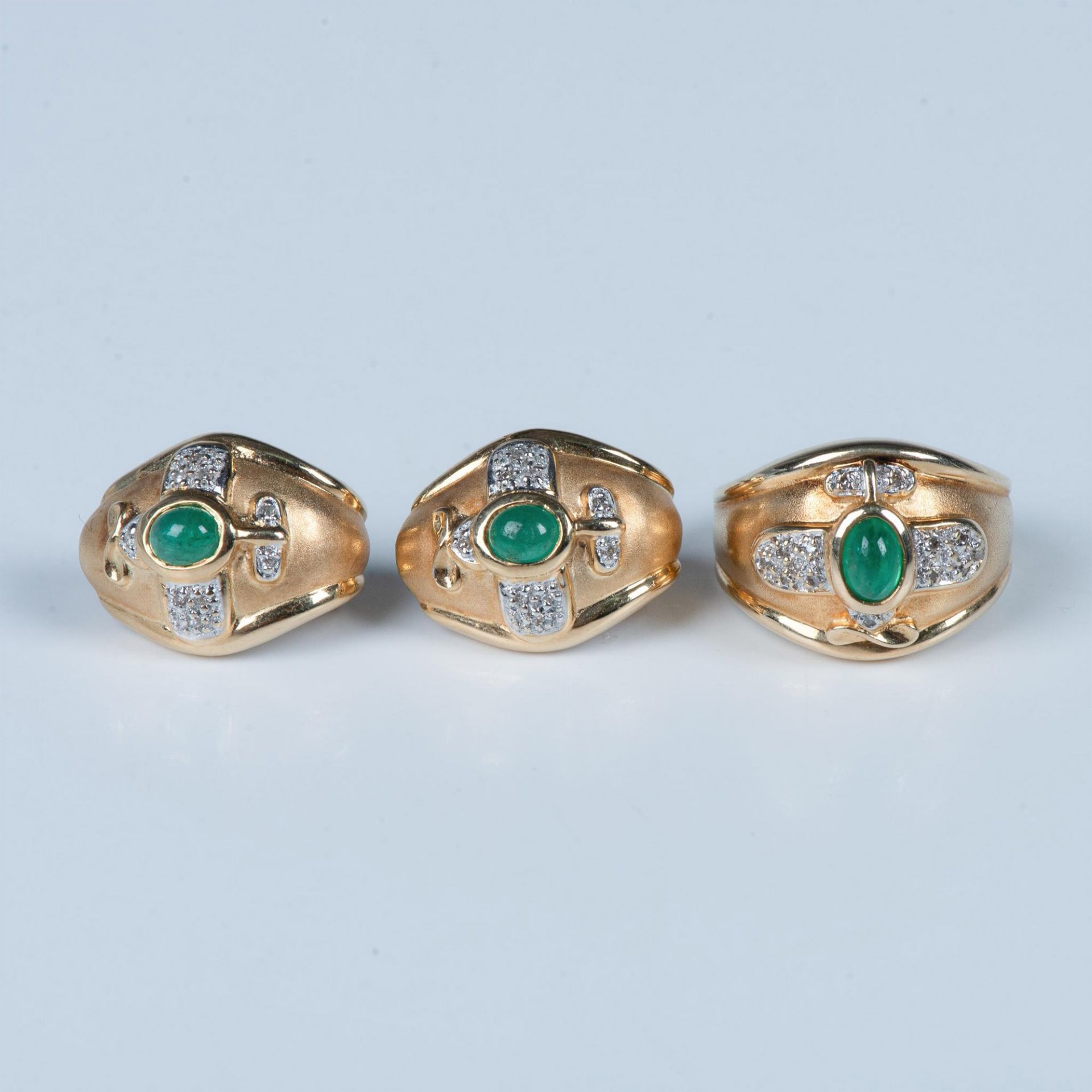 3pc 14k Gold and Emerald Ring and Earring Set