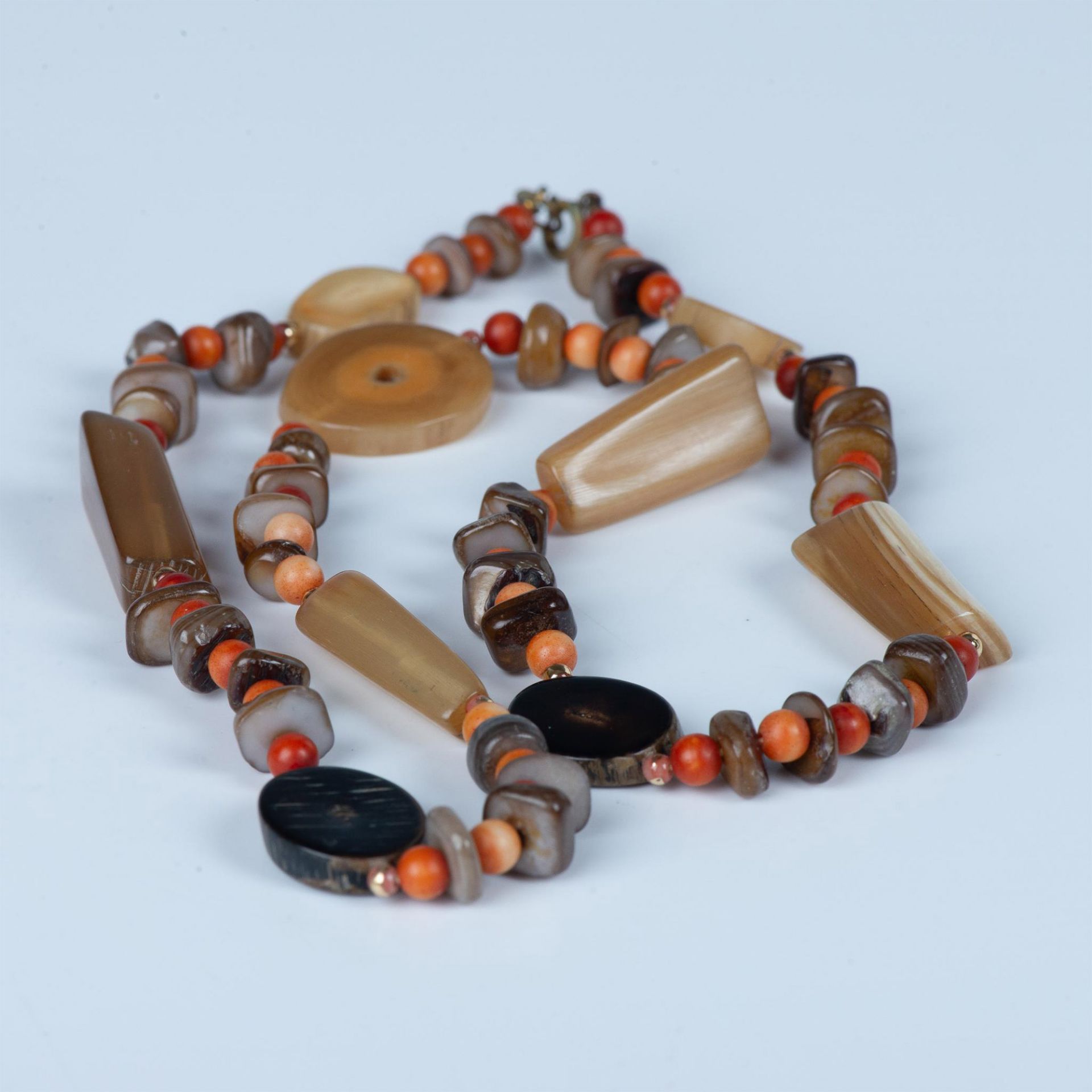 2pc Petrified Wood, Horn and Bead Necklaces - Bild 6 aus 6