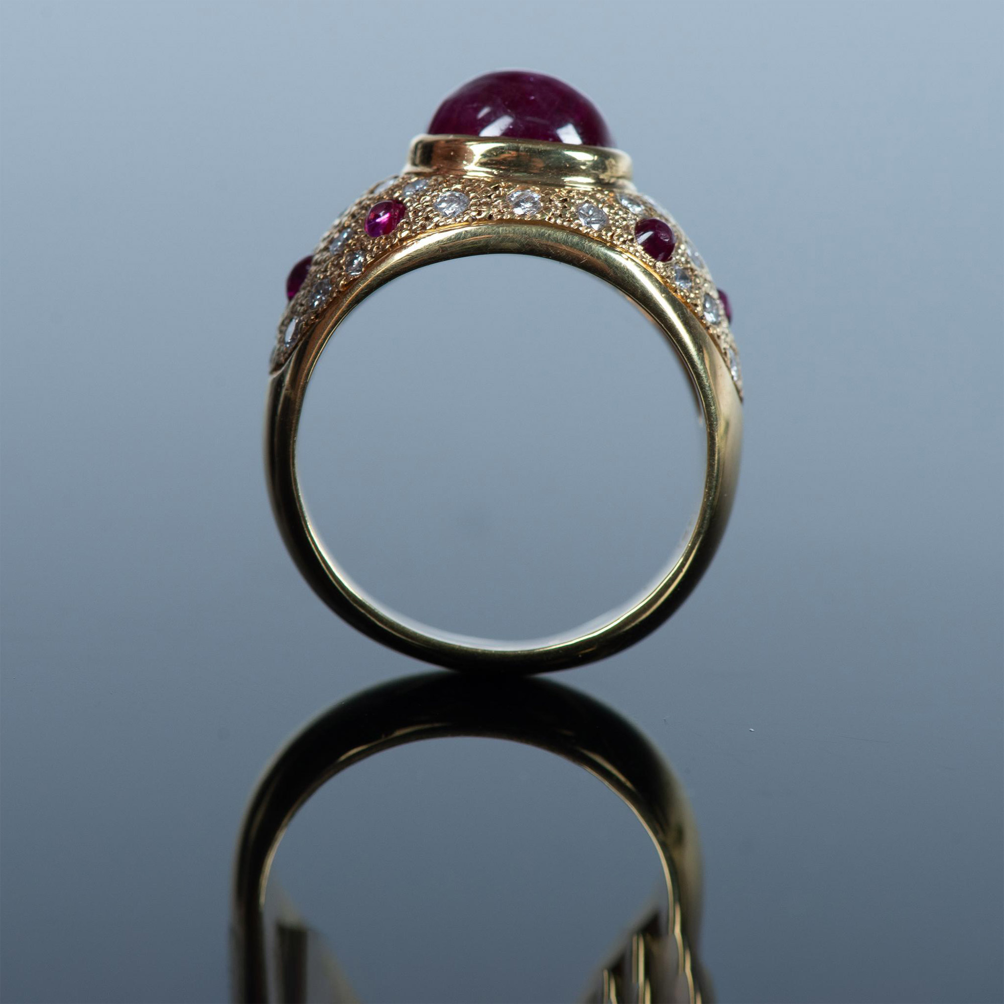 Exotic 18K Yellow Gold, 1.10ct Diamond, and 6ct Ruby Ring - Image 5 of 6