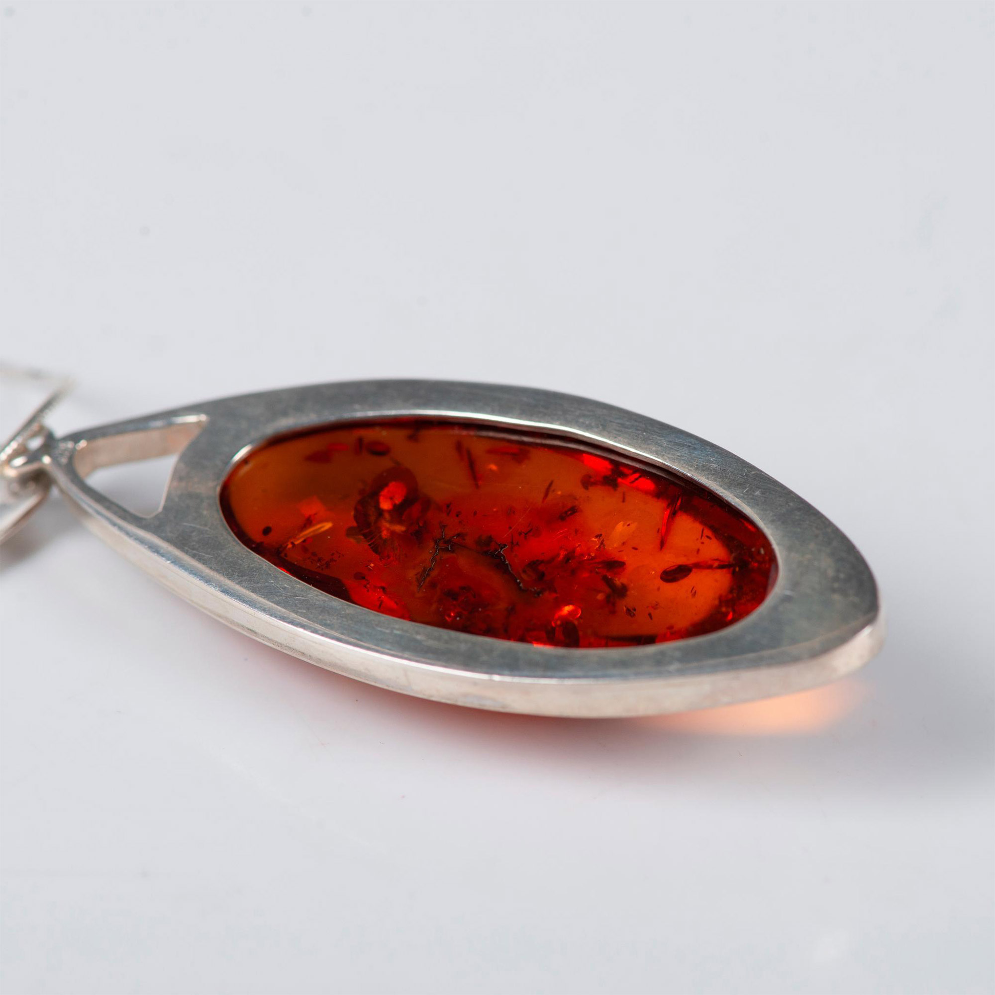 Bold Sterling Silver and Amber Necklace and Ring - Image 4 of 8