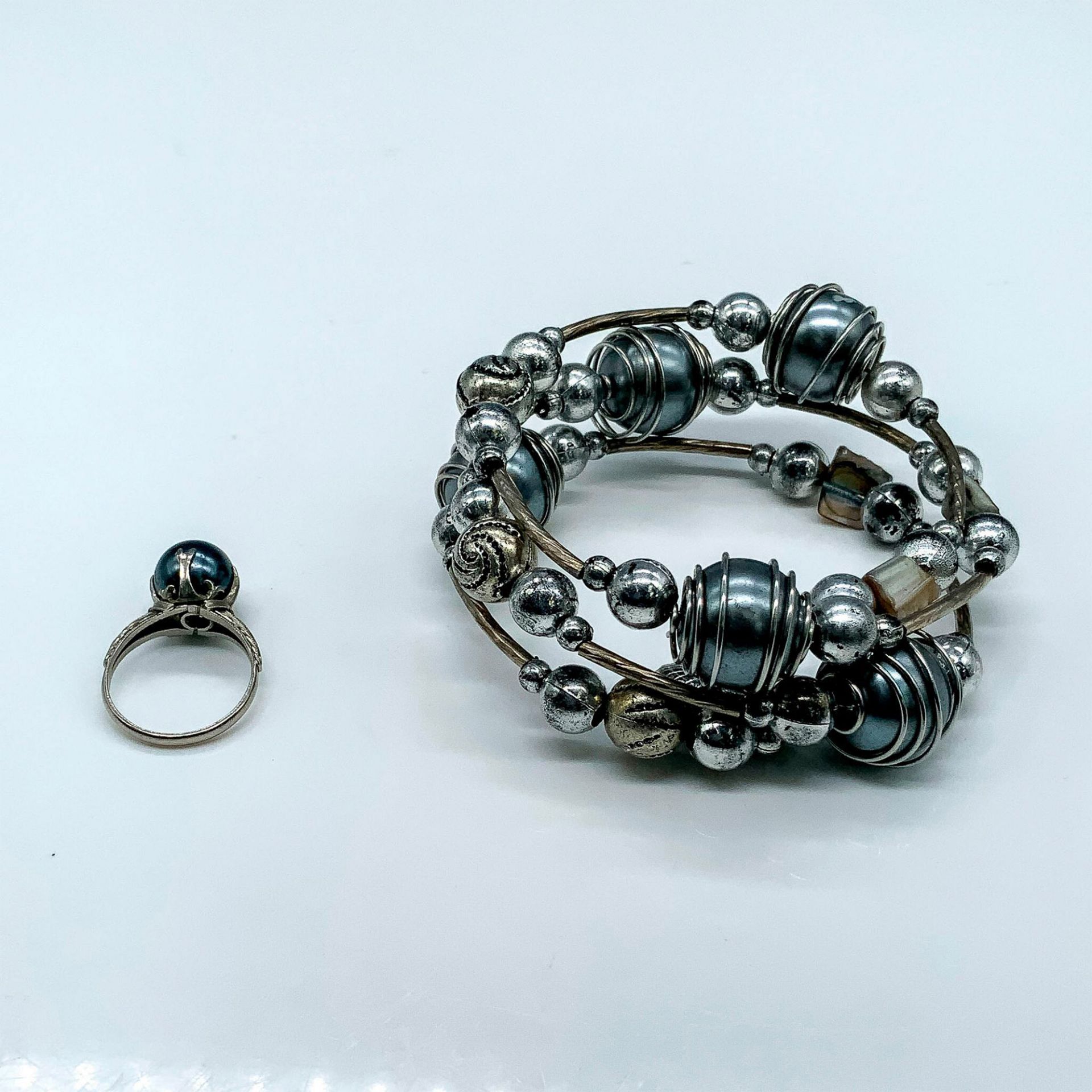 4pc Silver and Blue Faux Pearl Ring & Bracelet - Bild 4 aus 4