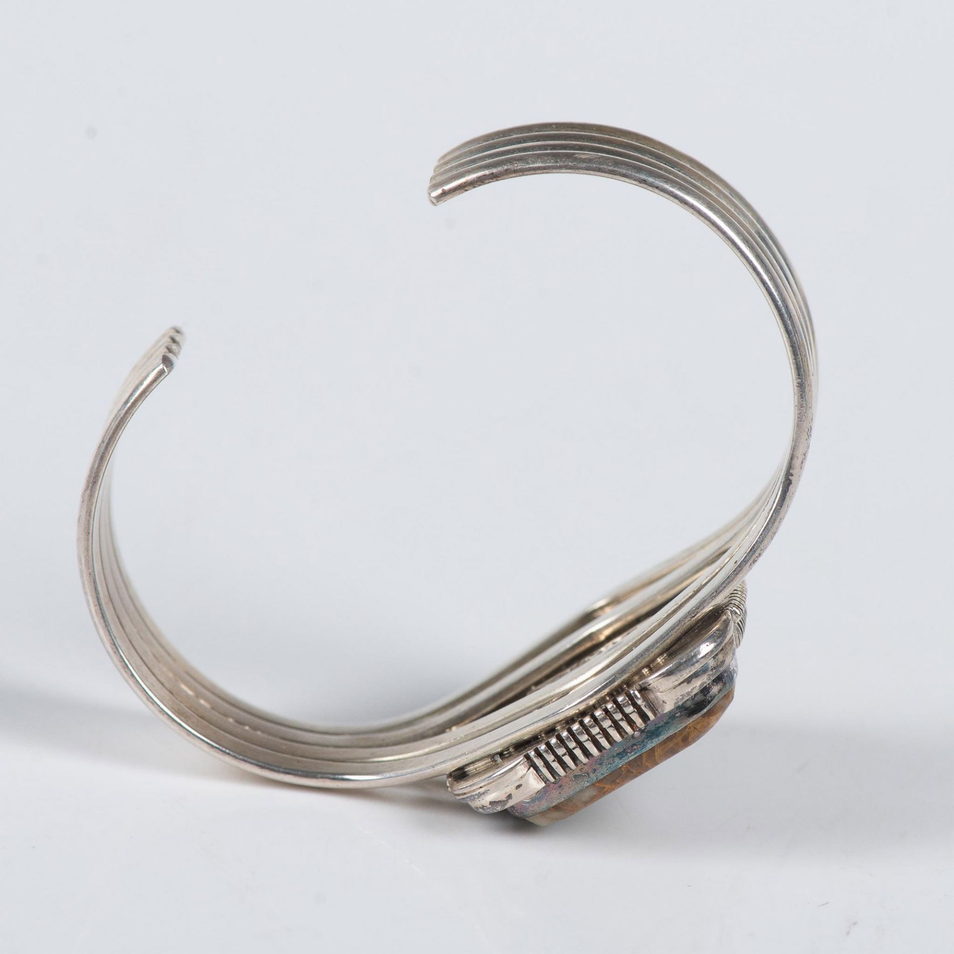 L. Yazzie Sterling Silver and Turquoise Cuff Bracelet - Image 5 of 6