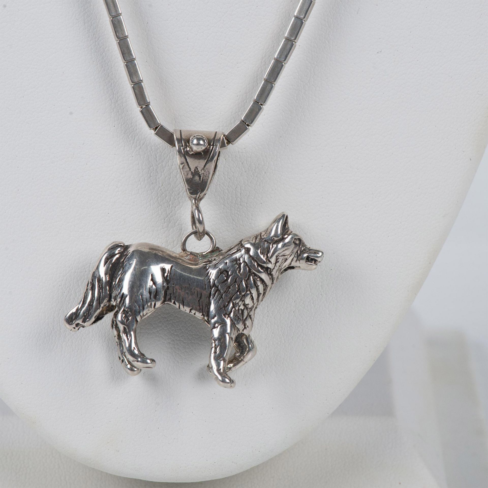 Handsome Large Sterling Silver Wolf Pendant Necklace - Bild 2 aus 4