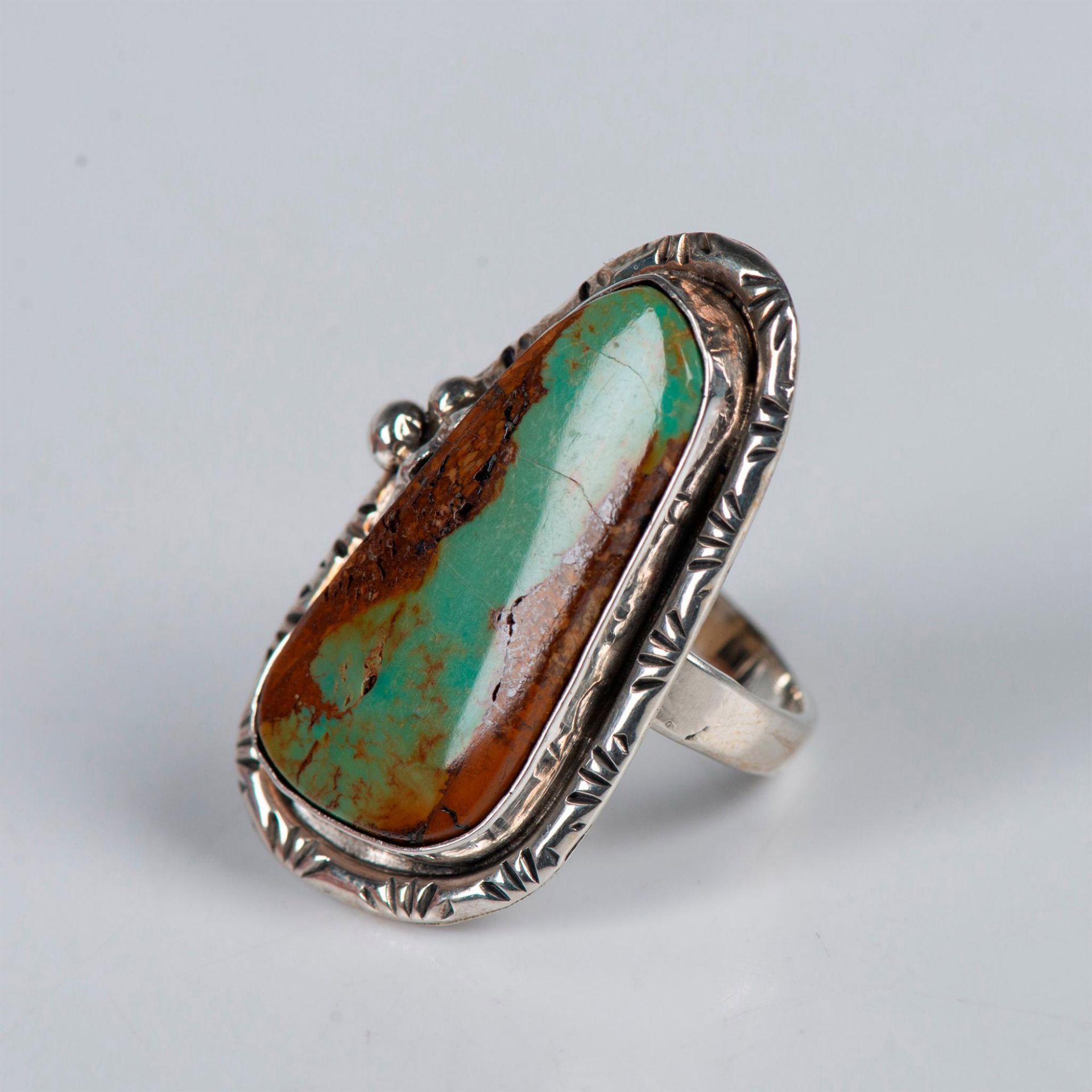 2pc Navajo Sterling Silver and Turquoise Necklace & Ring - Image 5 of 7