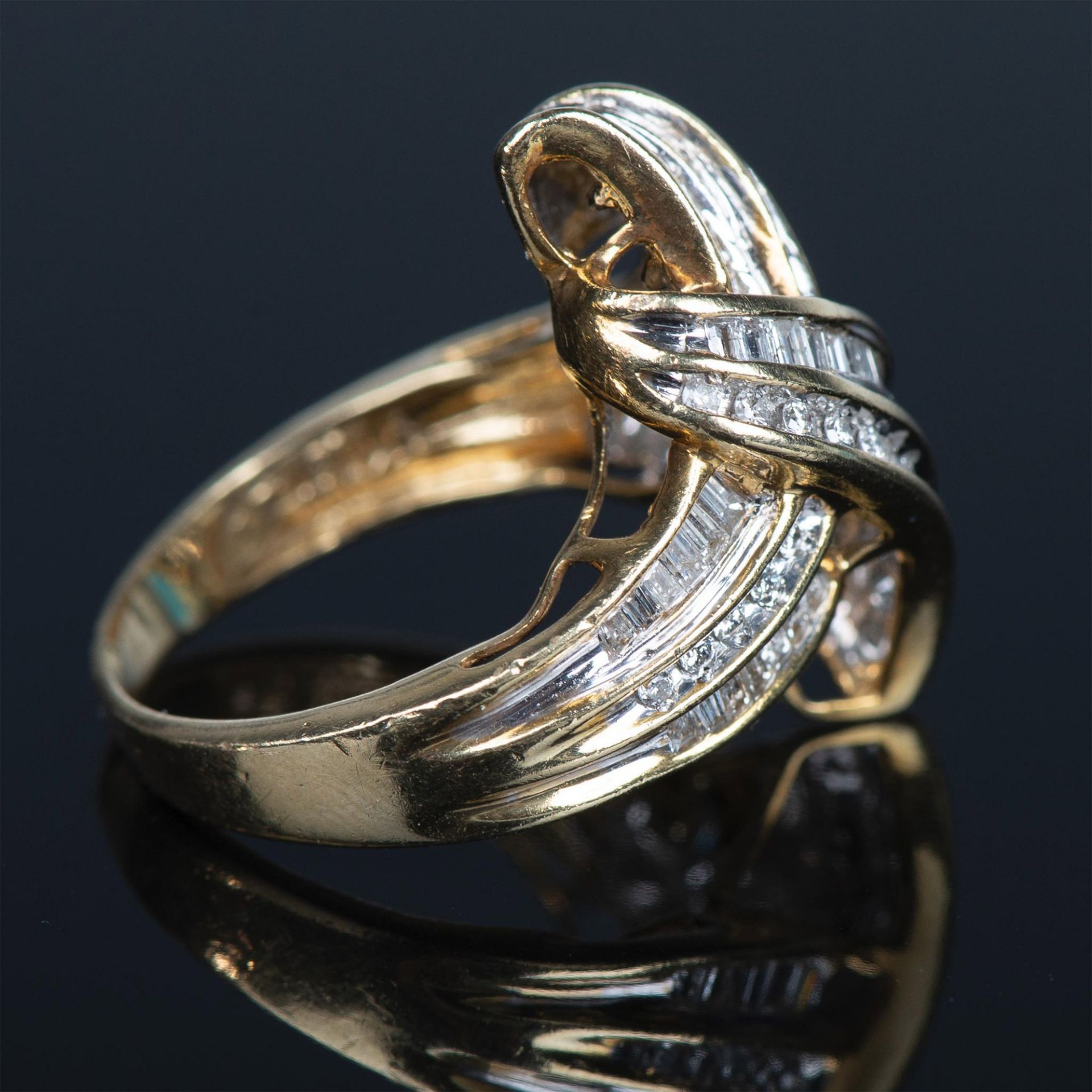 Gorgeous 14K Yellow Gold & Diamond Cocktail Ring - Image 5 of 13