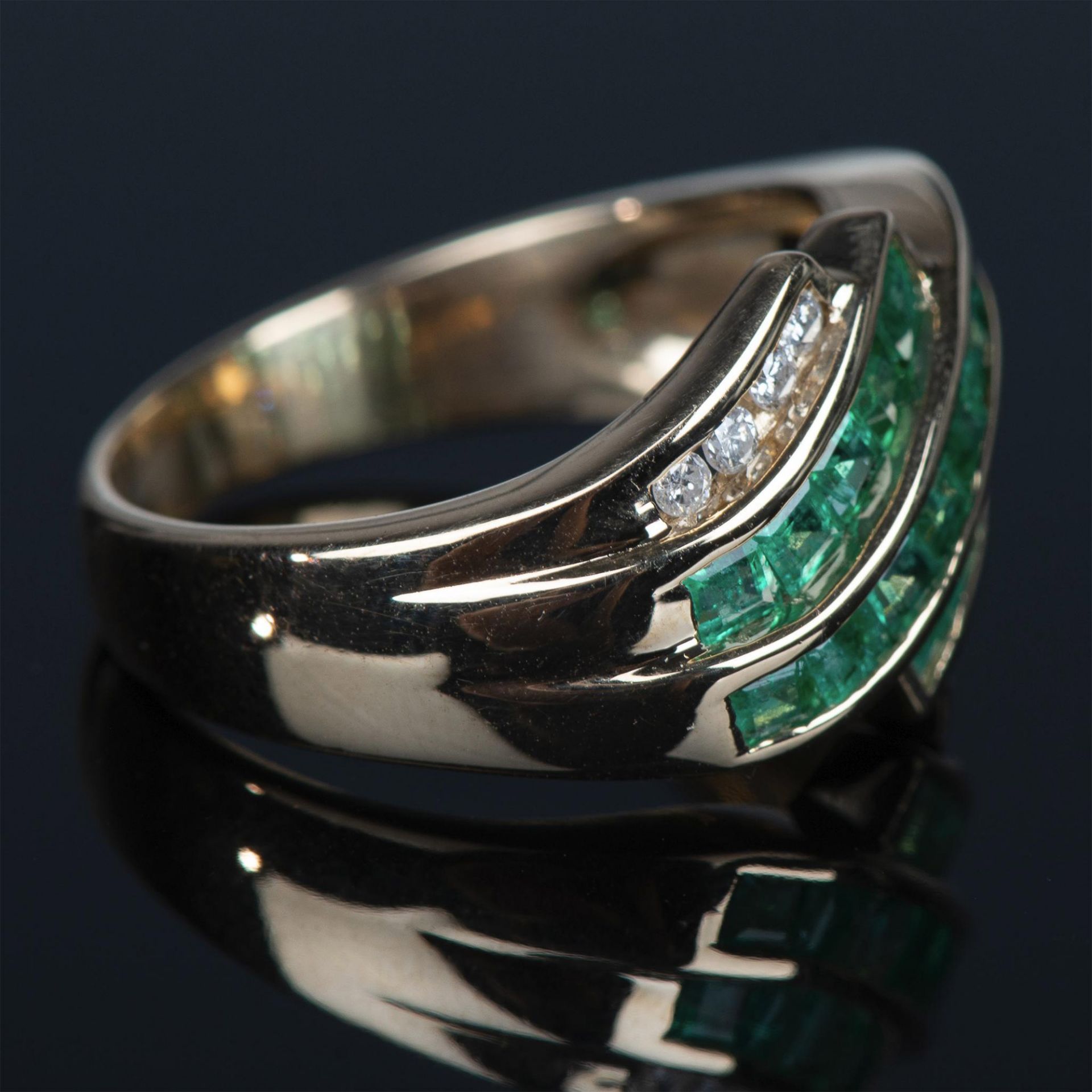 Fabulous 14K Yellow Gold, Emerald & Diamond Ring - Image 3 of 8