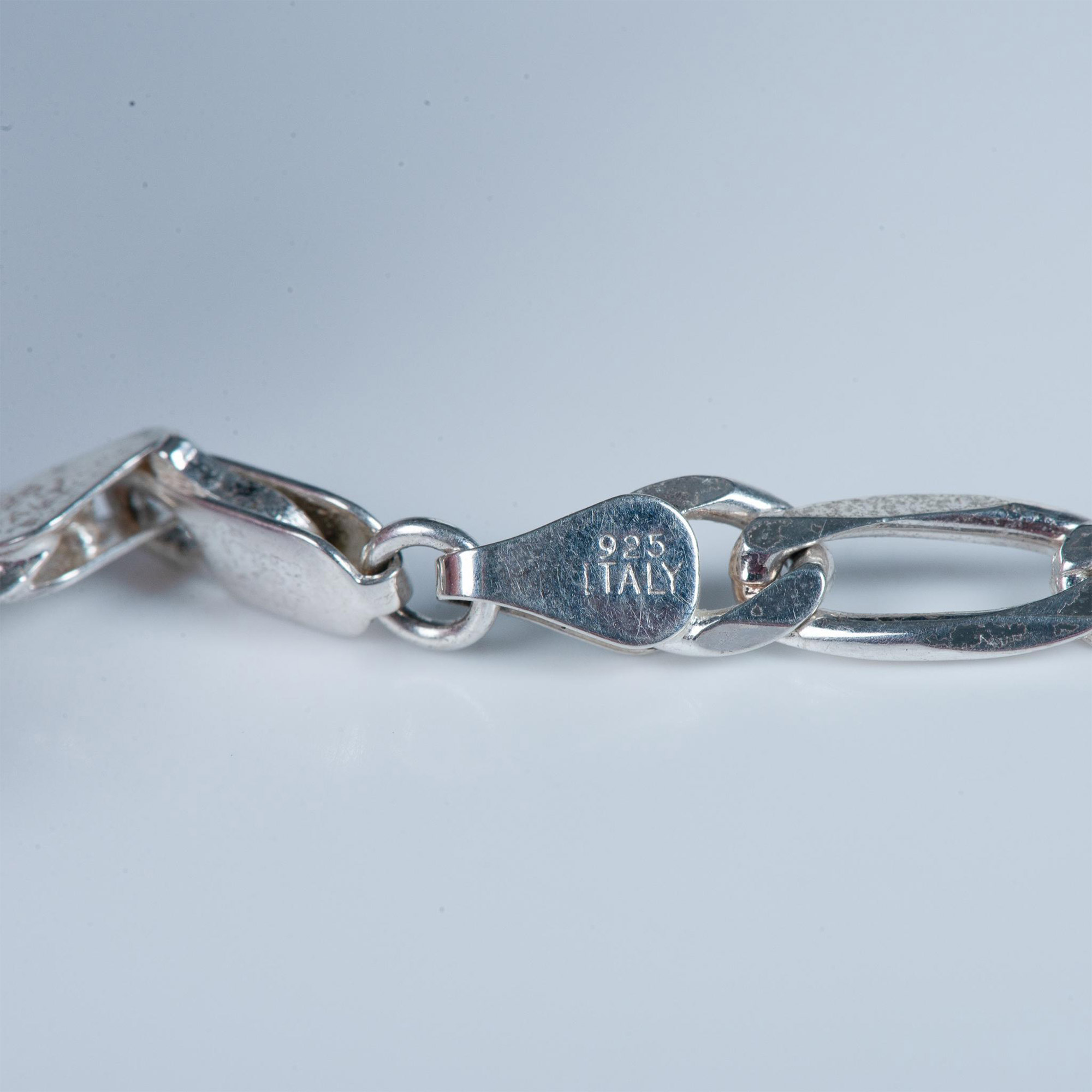 Sterling Silver Figaro Link Chain Necklace - Image 3 of 3