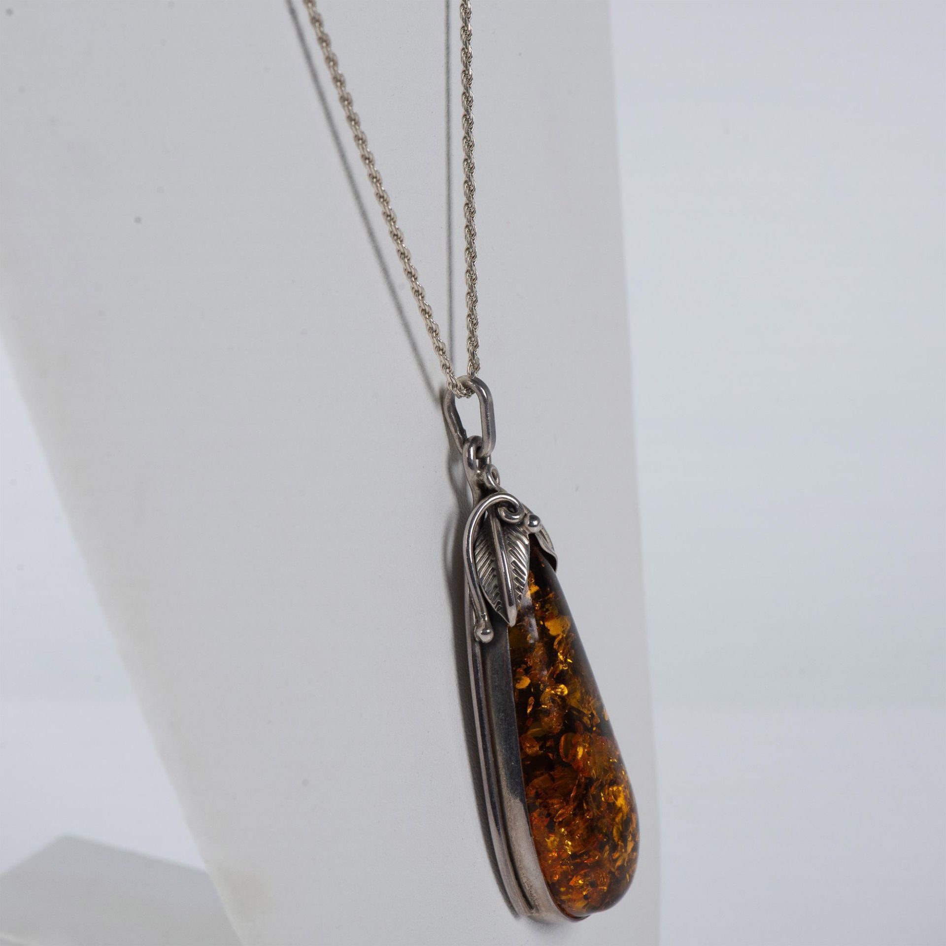 Gorgeous Sterling Silver and Amber Necklace and Ring - Image 9 of 10