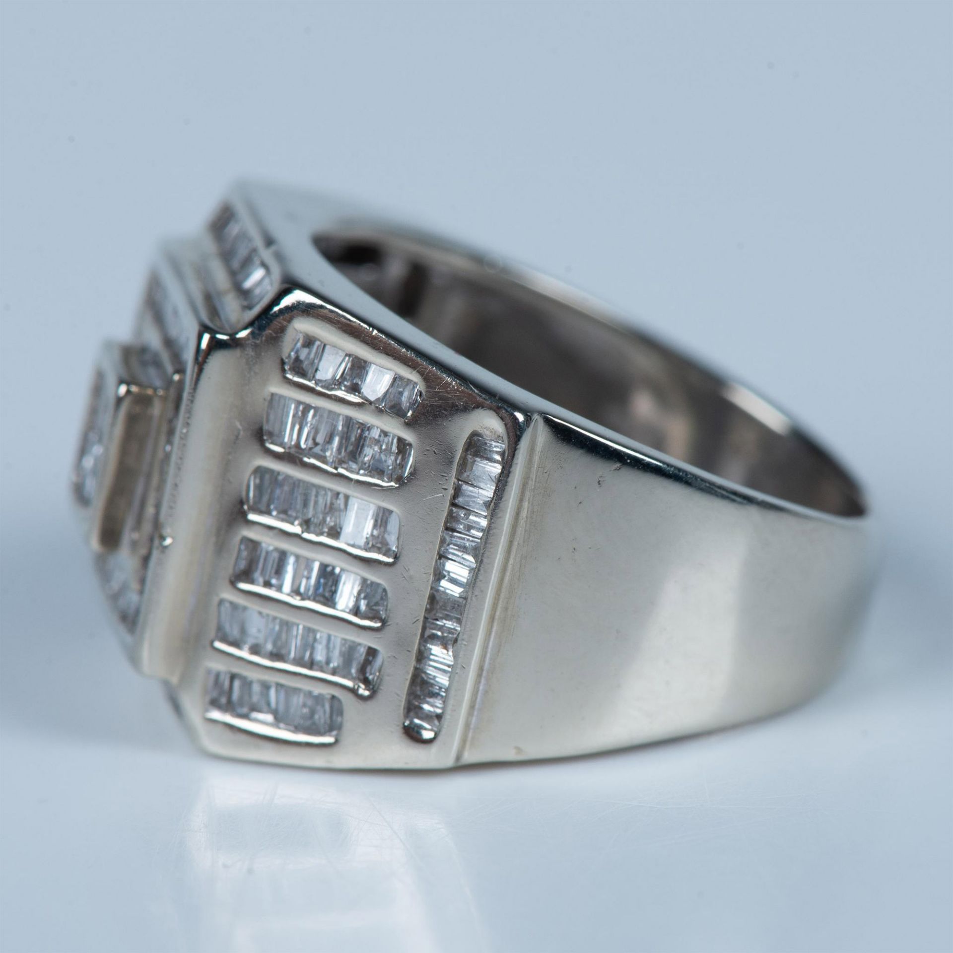 Striking 14K White Gold and 132-Diamond Ring - Image 3 of 7