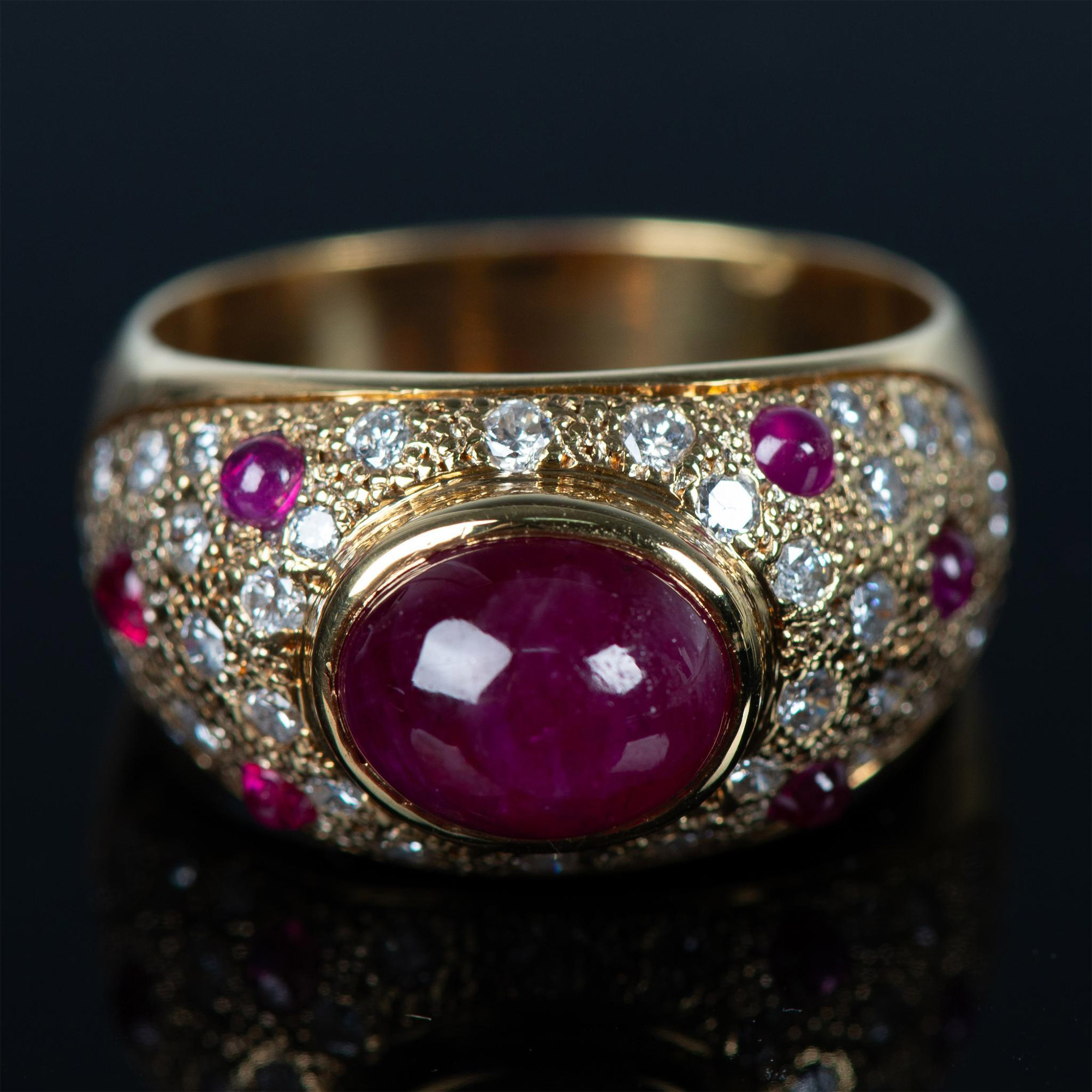 Exotic 18K Yellow Gold, 1.10ct Diamond, and 6ct Ruby Ring - Image 2 of 6