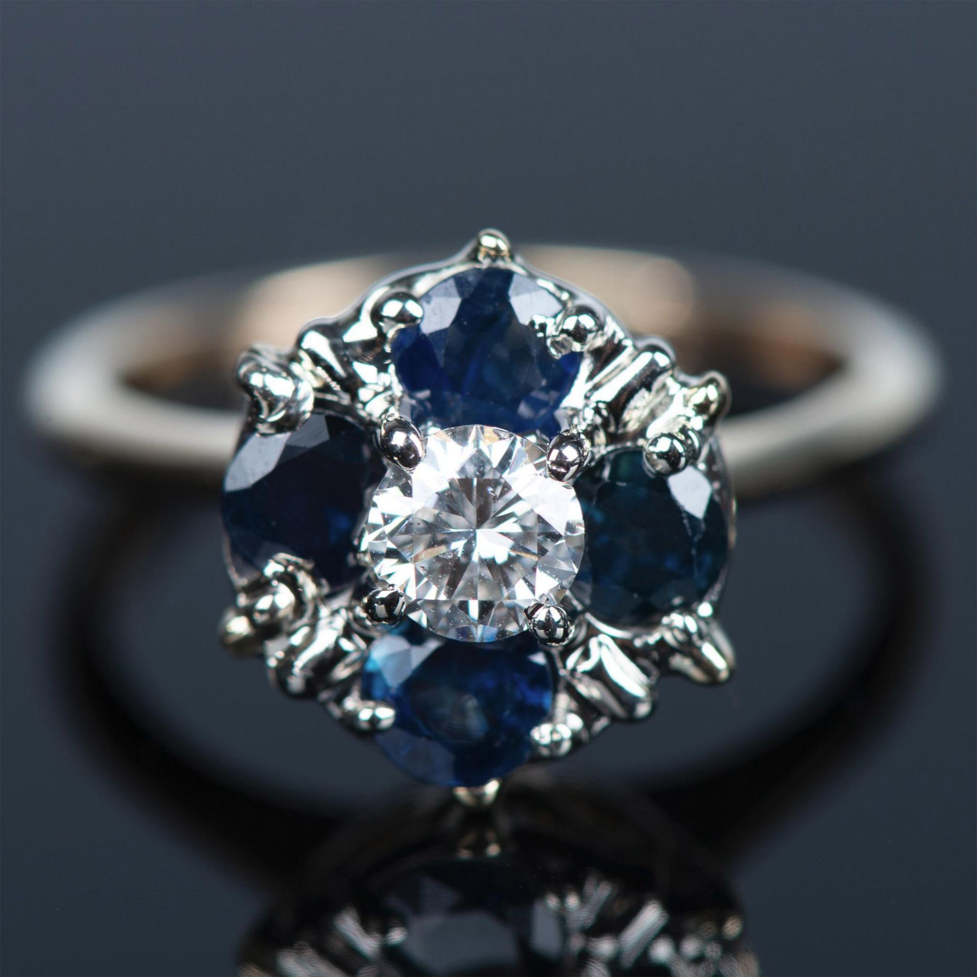 Elegant Two-Tone 14K Gold, Sapphire & Diamond Ring - Bild 4 aus 9