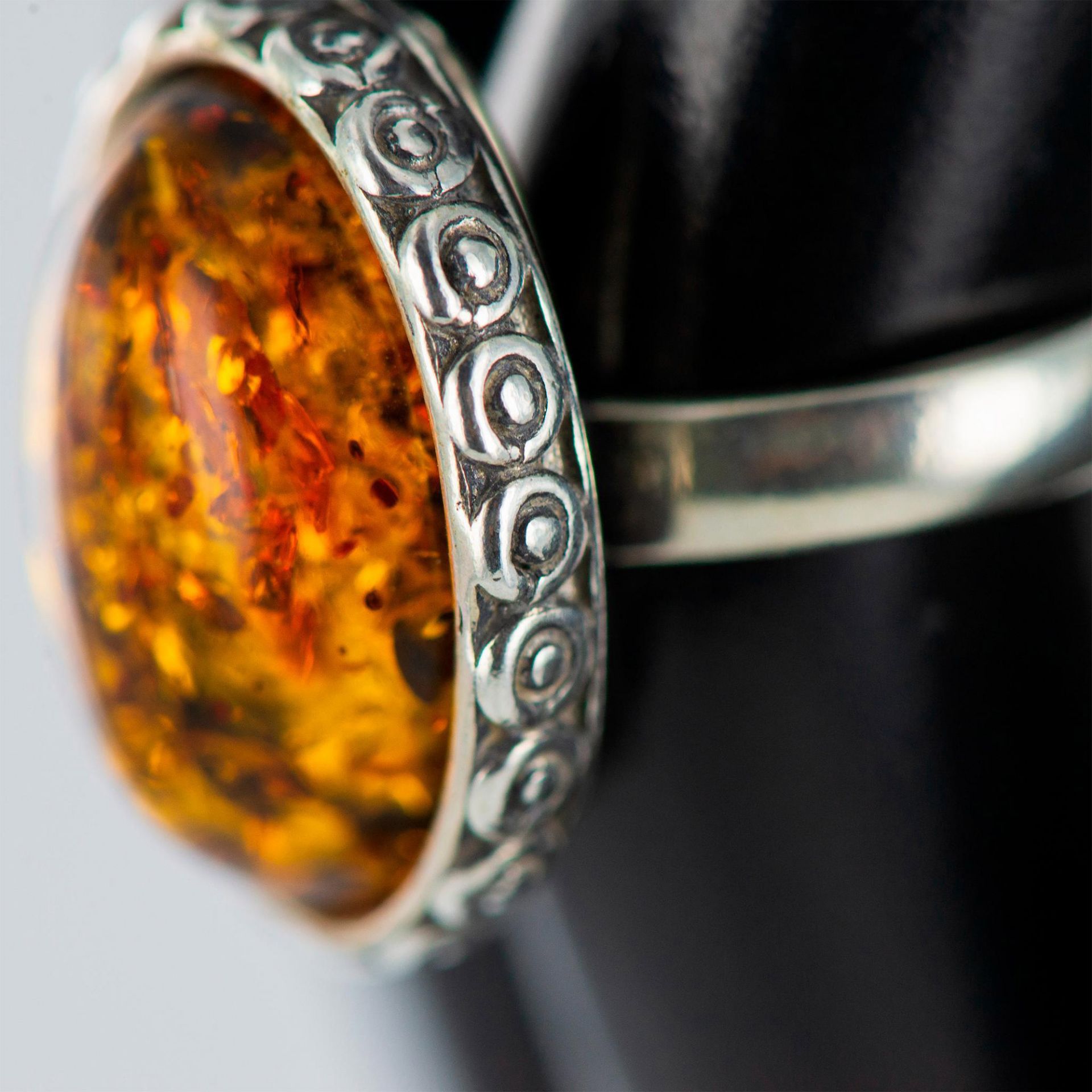 Sterling Silver and Amber Ring - Bild 4 aus 12