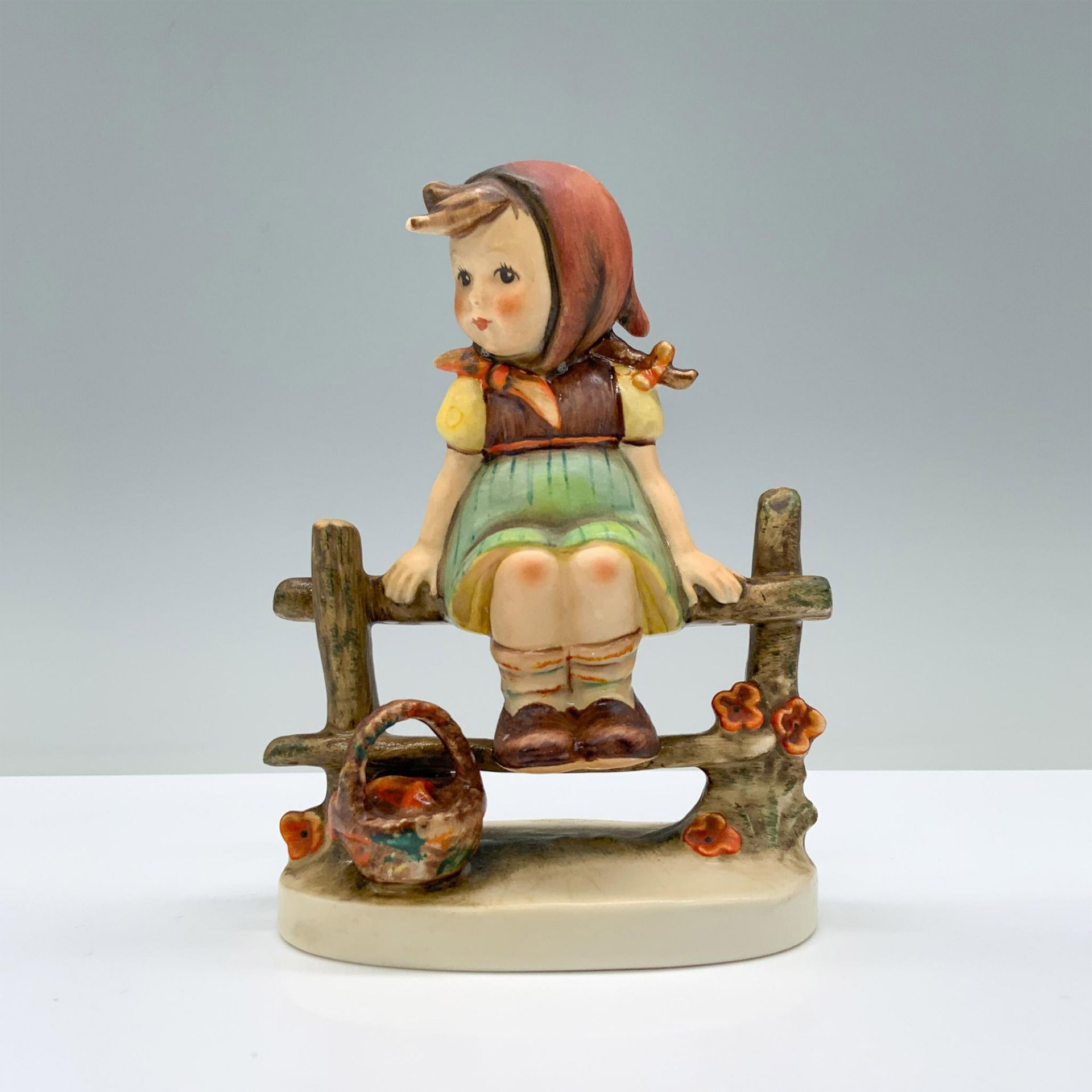 Goebel Hummel Porcelain Figurine, Just Resting