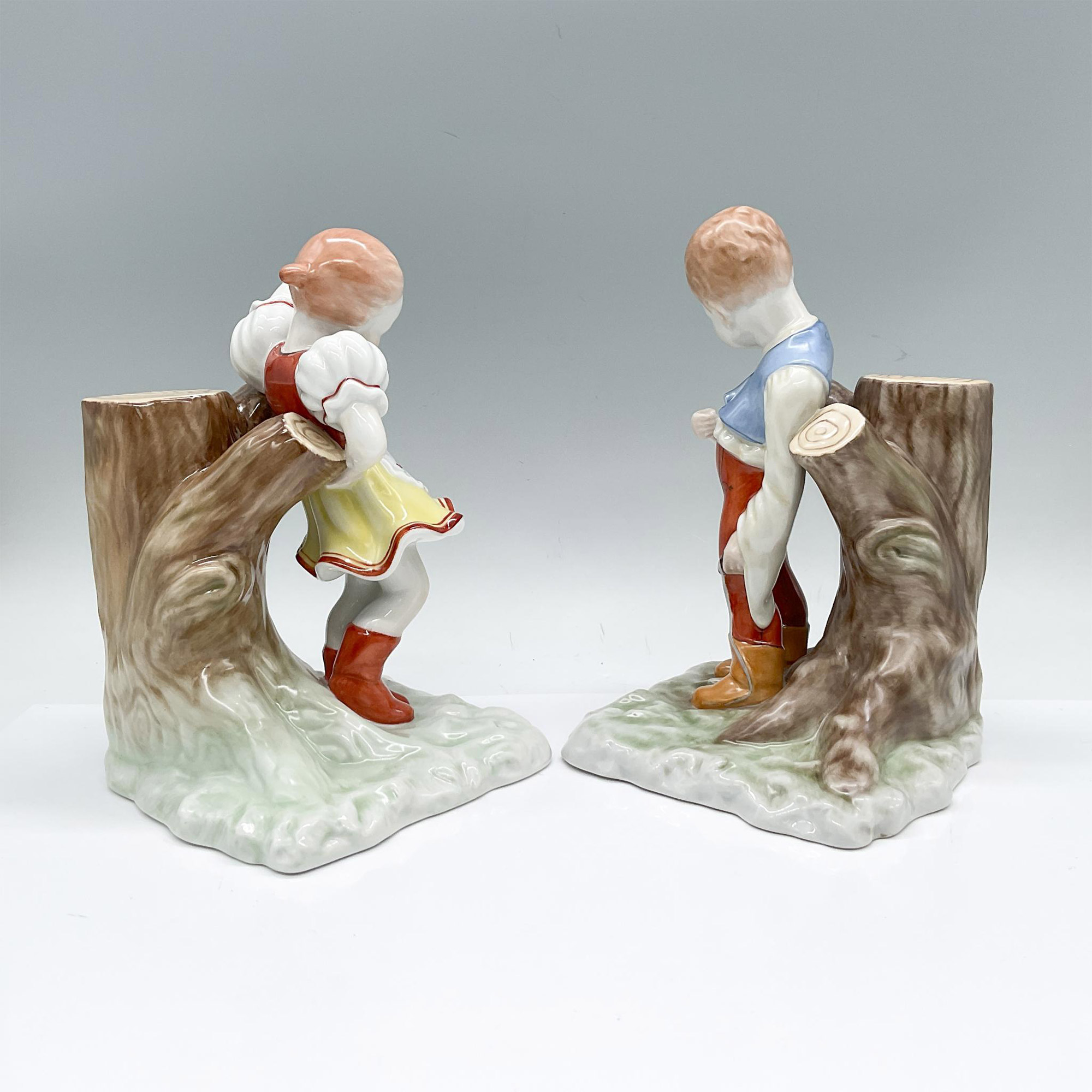 Pair of Herend Porcelain Girl and Boy Bookends - Image 2 of 4