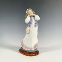 Dreams Of A Summer Past 1006401 - Lladro Porcelain Figurine