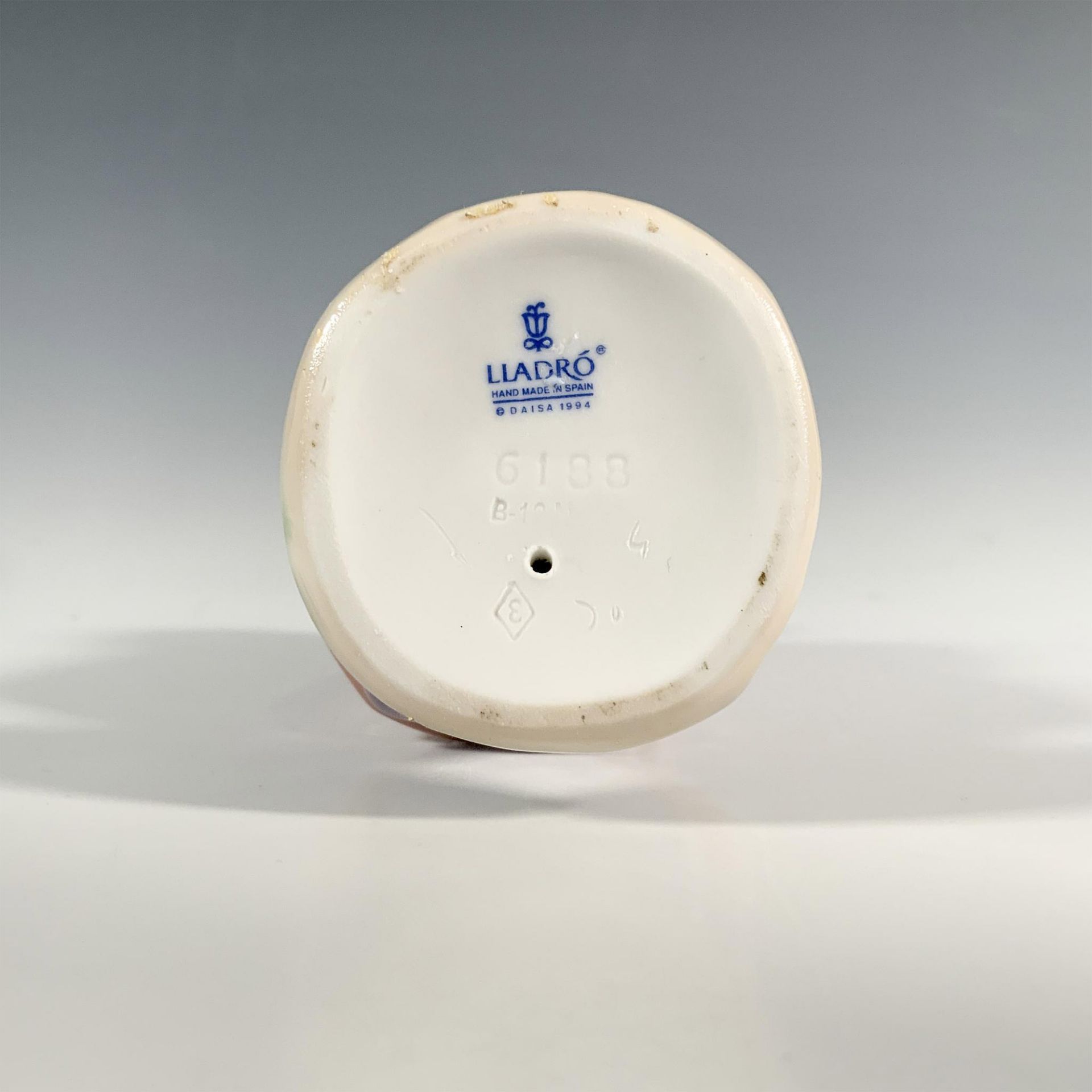 Asian Boy 1006188 - Lladro Porcelain Figurine - Bild 3 aus 4