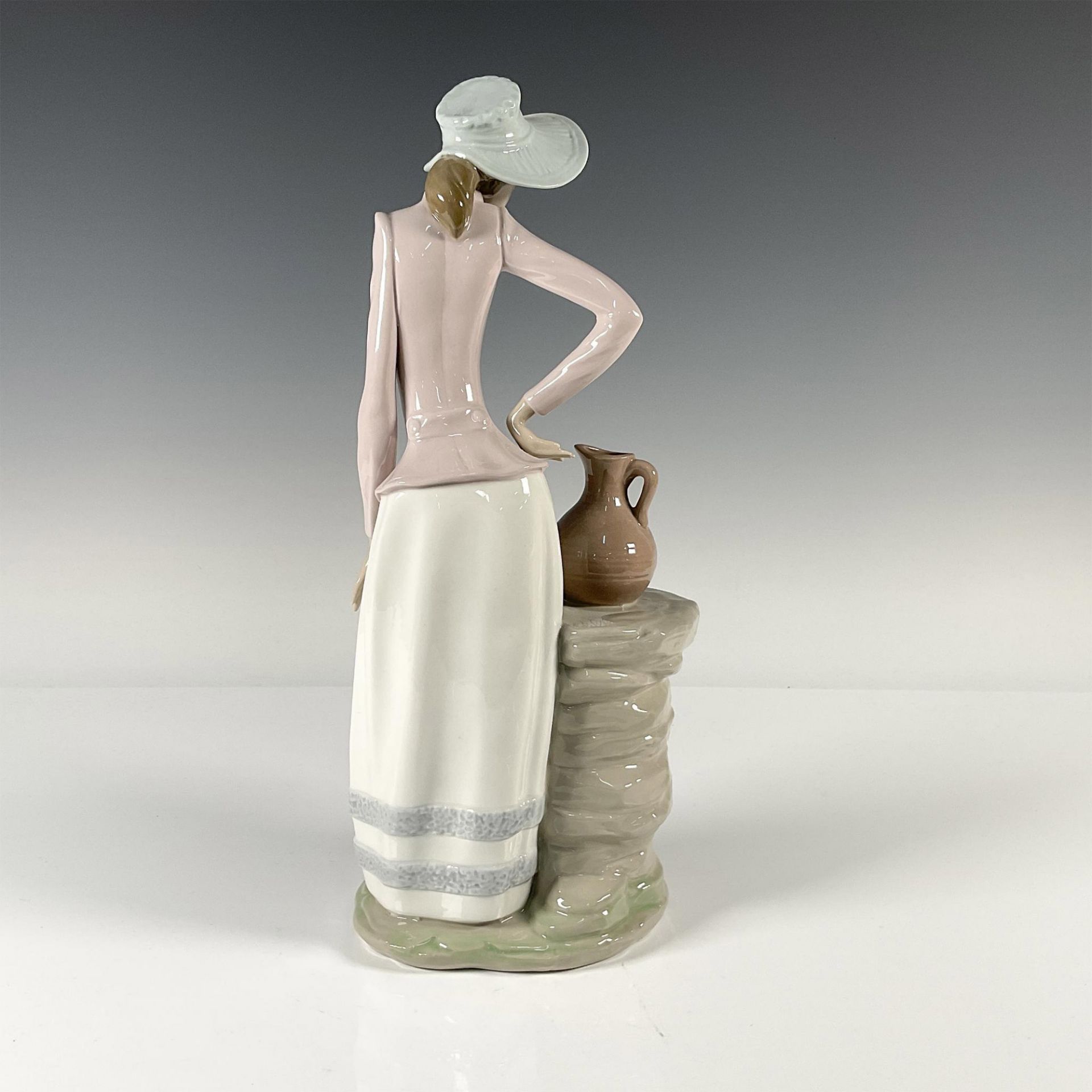 Nao by Lladro Porcelain Figurine, Woman With Pitcher - Image 2 of 3