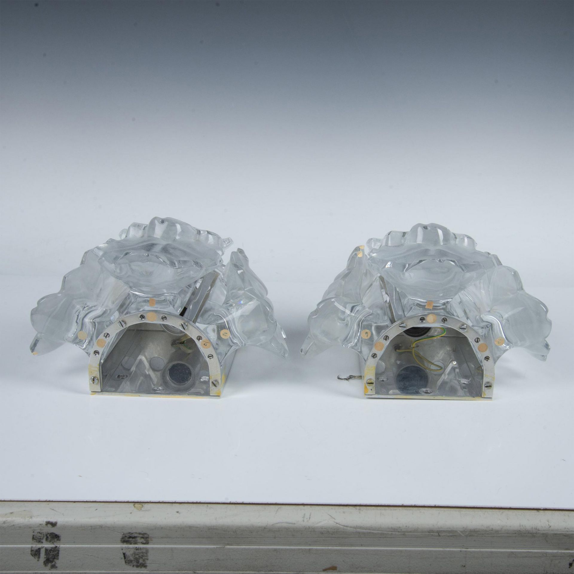 Pair of Lalique French Glass Wall Scones, Chene - Image 6 of 6