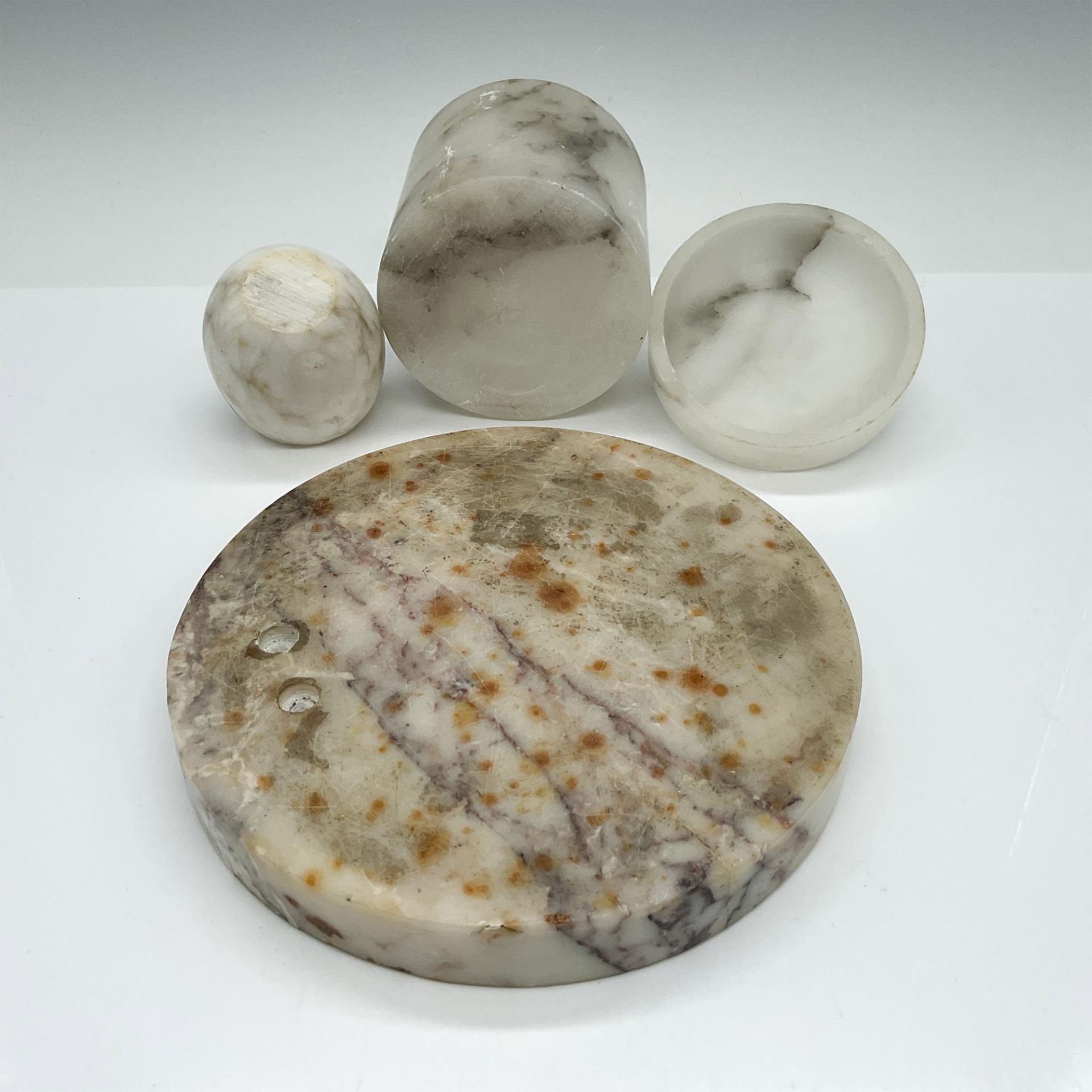 3pc White Natural Stone Table Accessories - Image 3 of 3