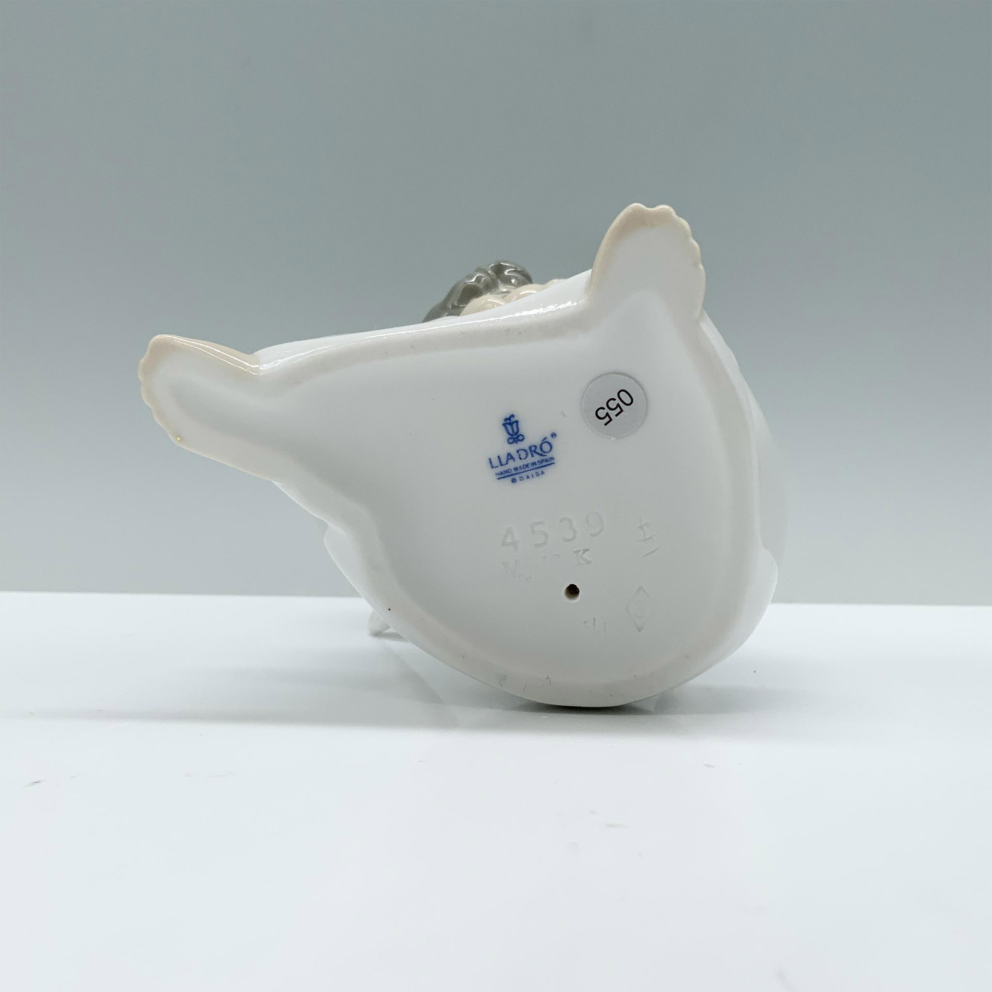 Angel Thinking 1004539 - Lladro Porcelain Figurine - Image 3 of 4