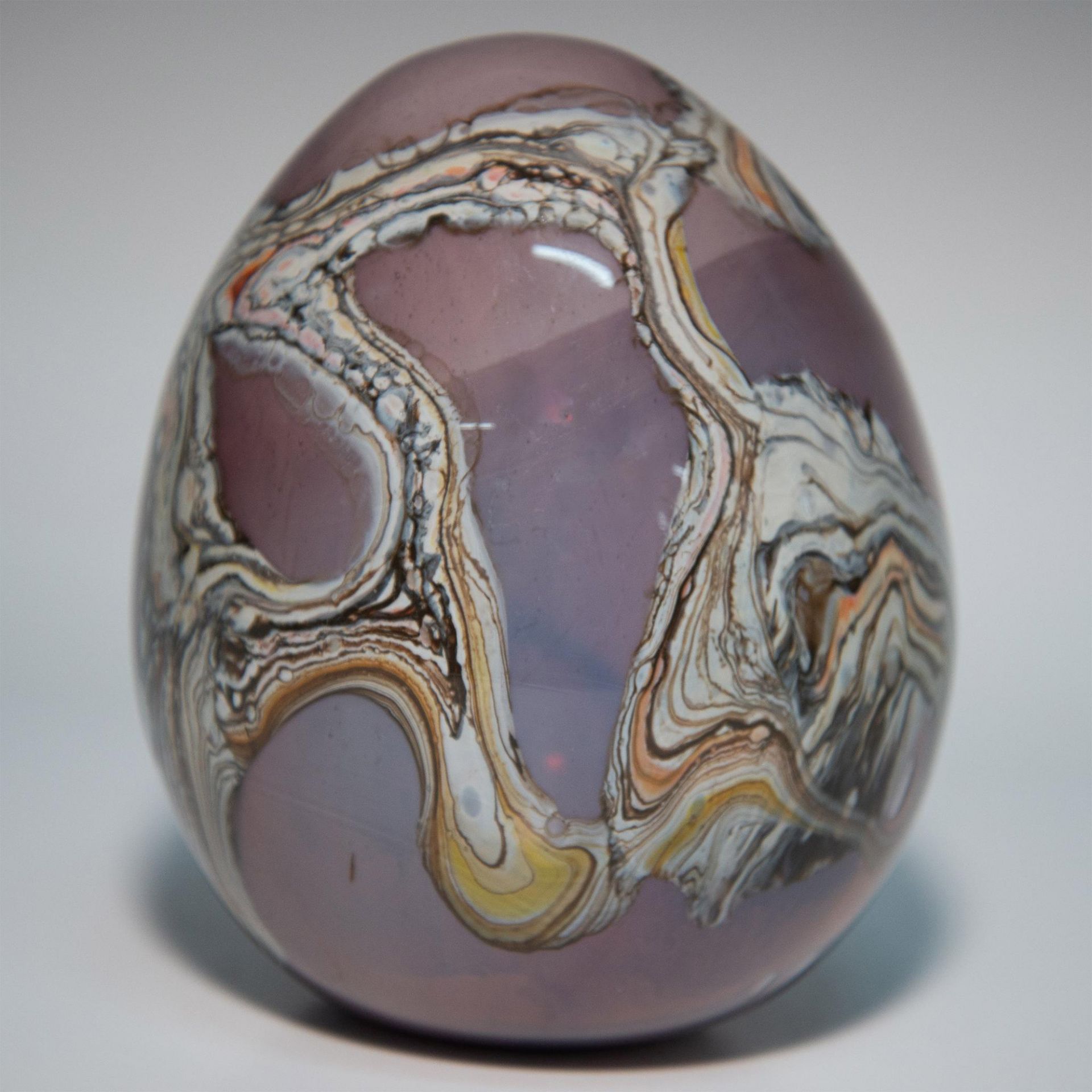 Art Glass Egg Paperweight - Bild 4 aus 5