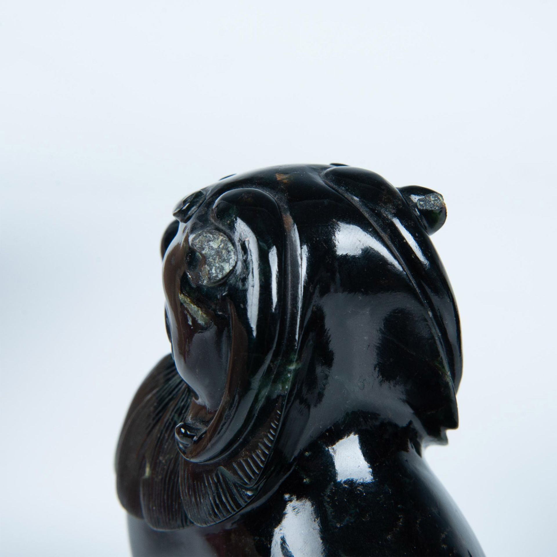 Pair of Chinese Carved Black Nephrite Jade Foo Dogs - Bild 10 aus 13