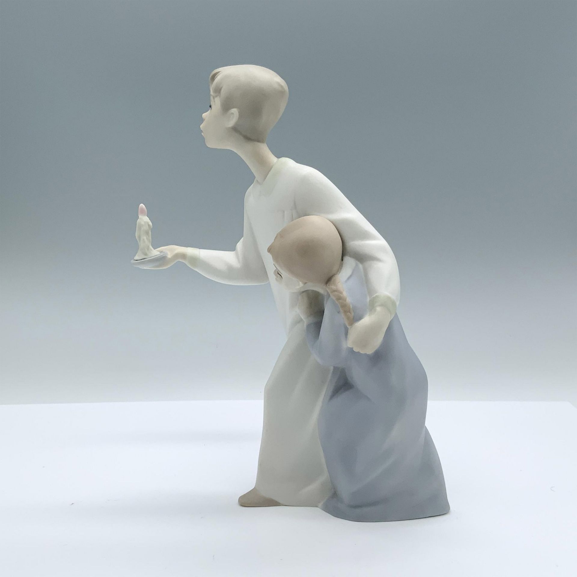 Nao by Lladro Porcelain Figurine, Boy & Girl - Image 2 of 5