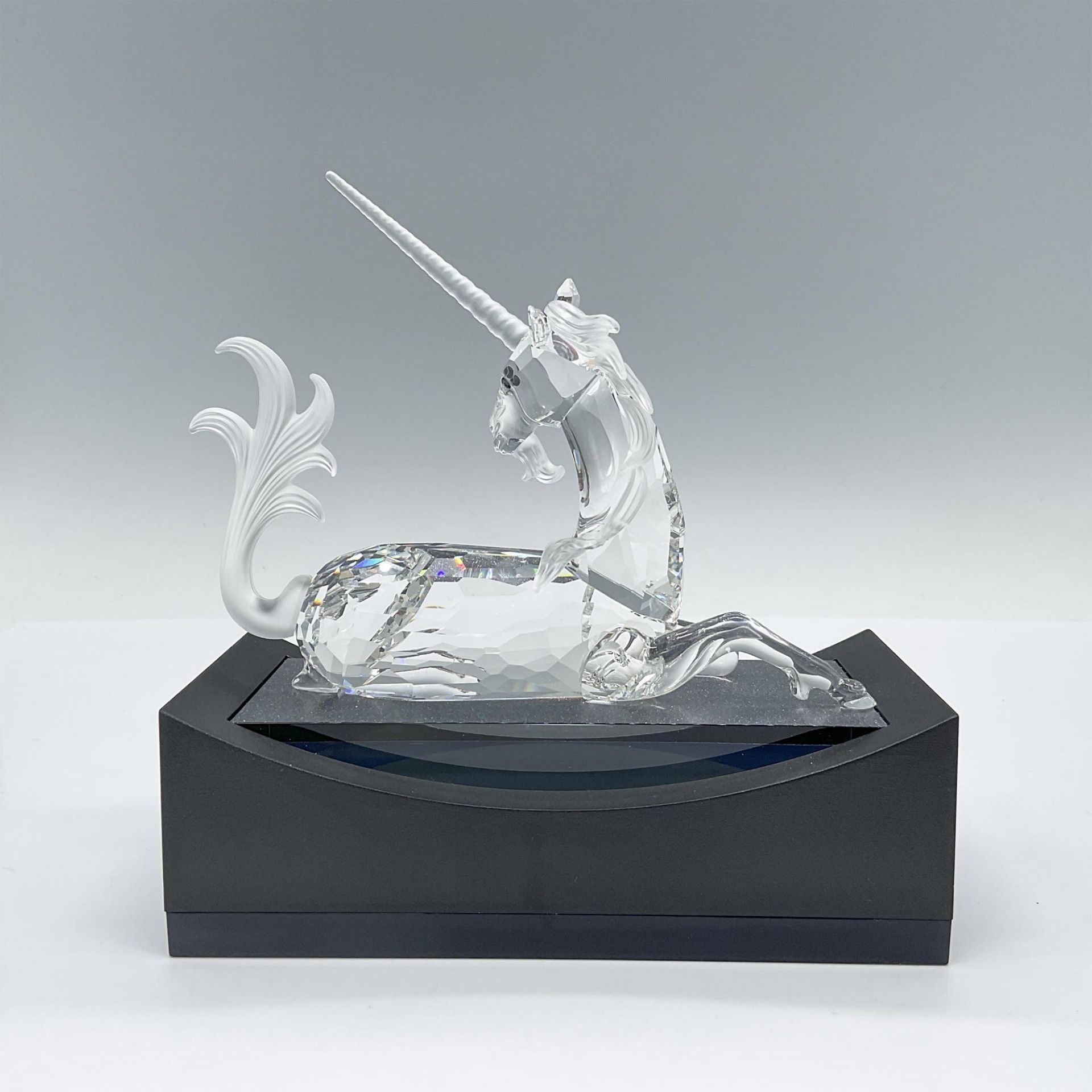 Swarovski SCS Crystal Figurine, Unicorn with Base - Image 2 of 4