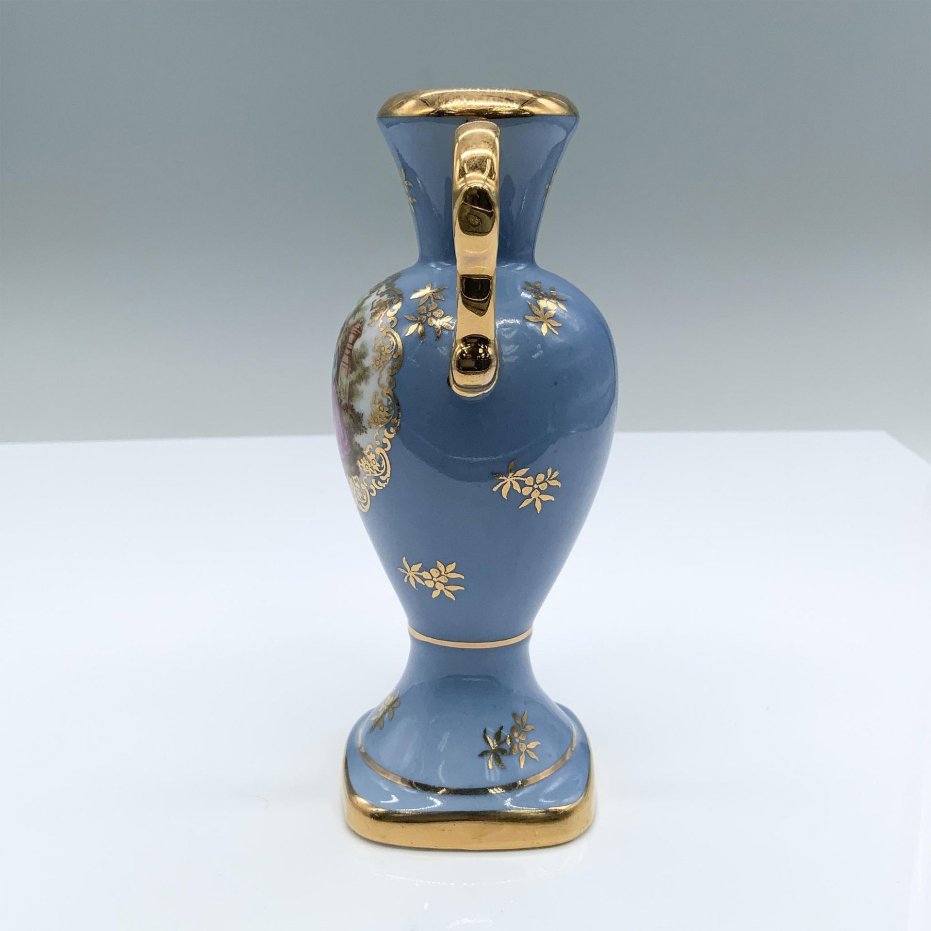 Limoges France Blue Gilt Fragonard Vase - Image 4 of 5